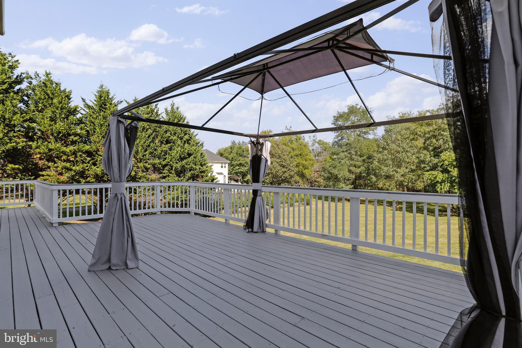 FIELDSTONE - Residential