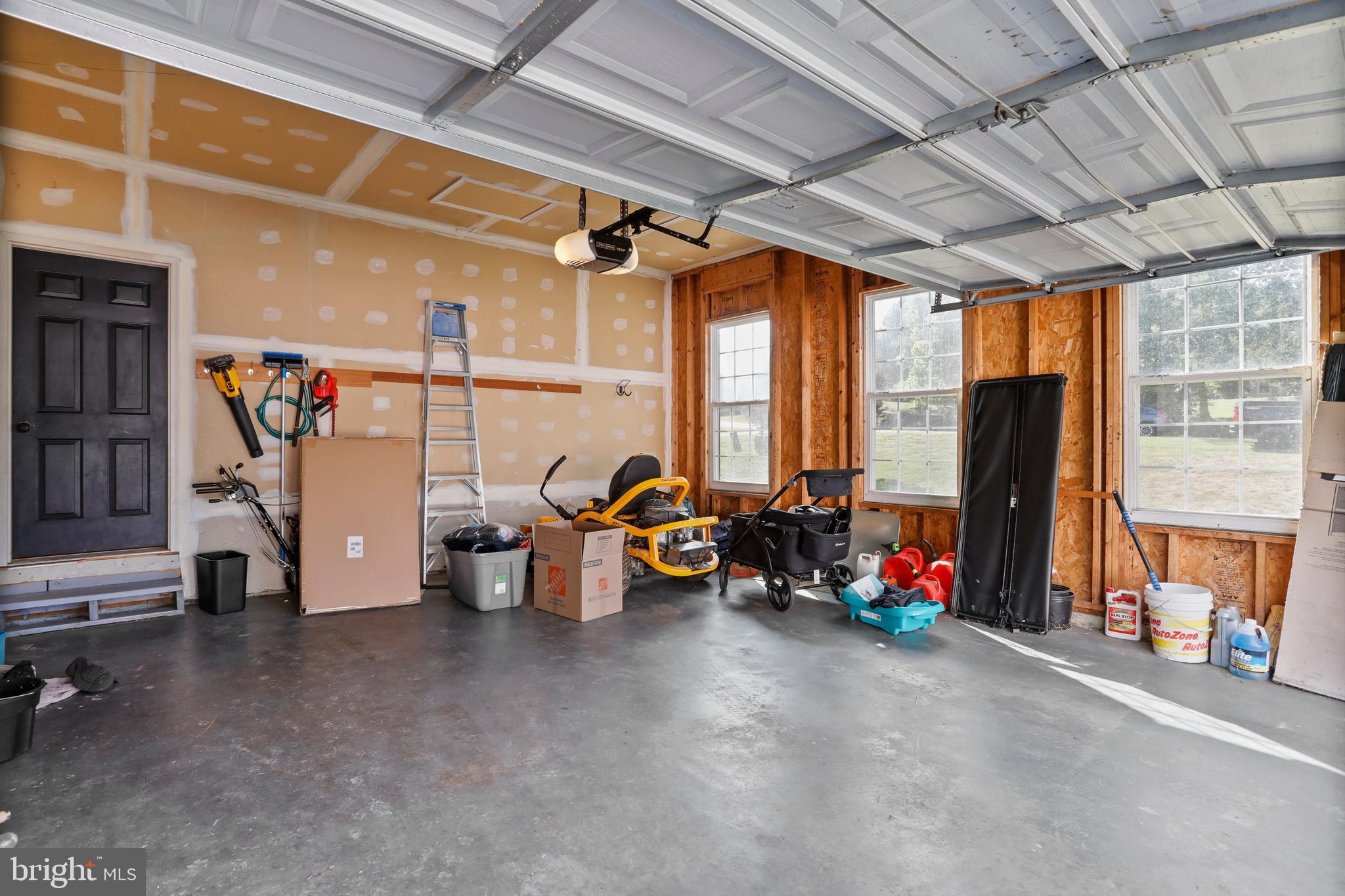 FIELDSTONE - Residential