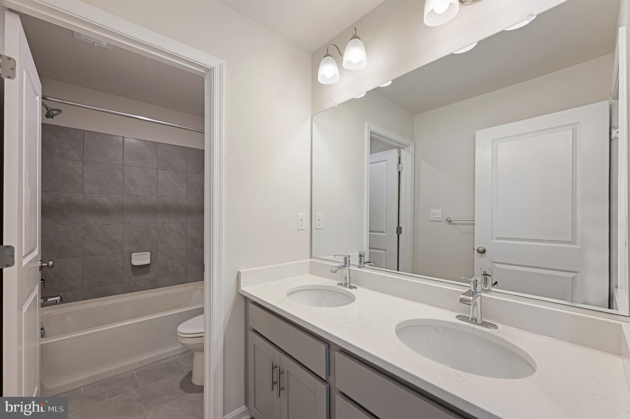 GREENWAY FARMS - Residential