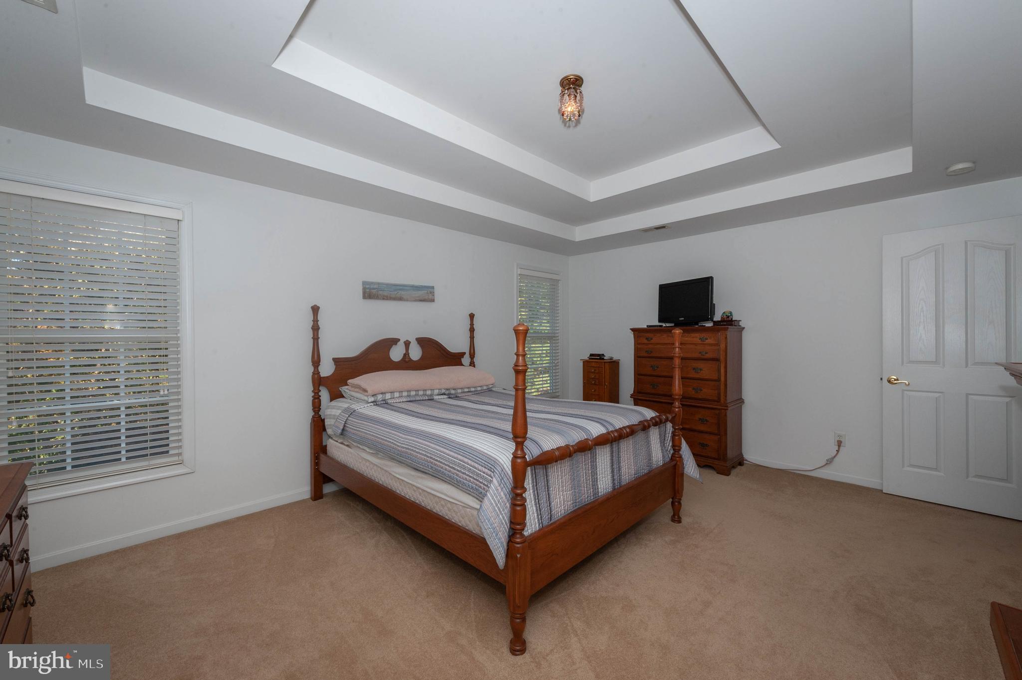 MAYFAIR GLEN - Residential