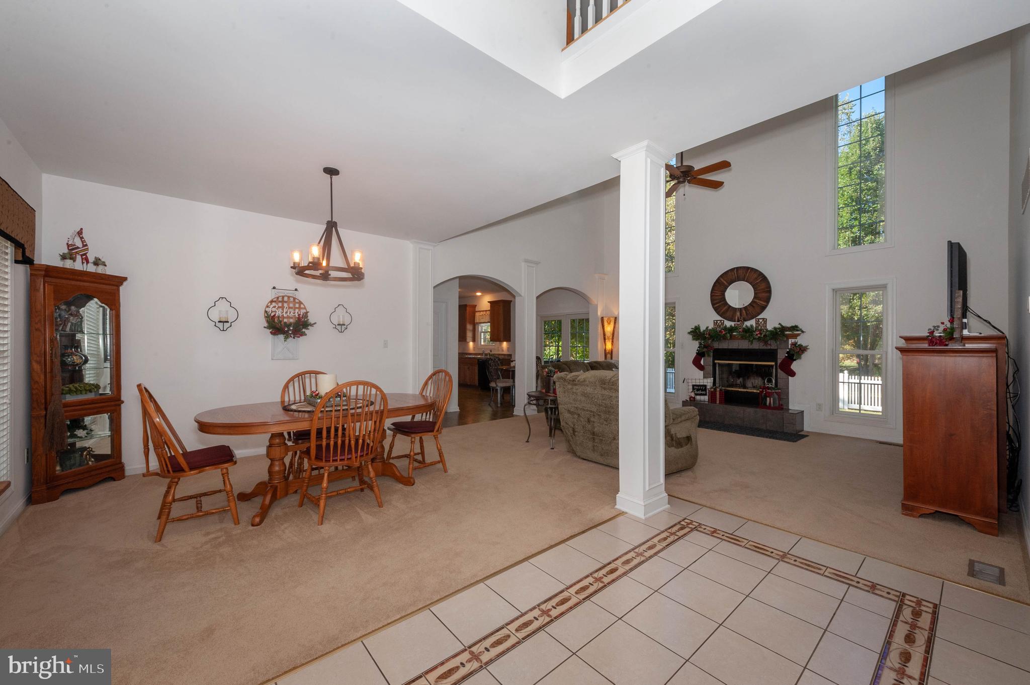 MAYFAIR GLEN - Residential