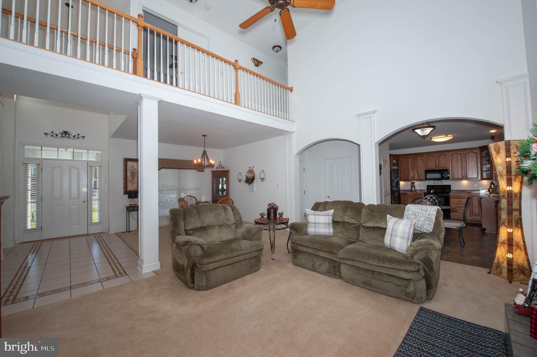 MAYFAIR GLEN - Residential