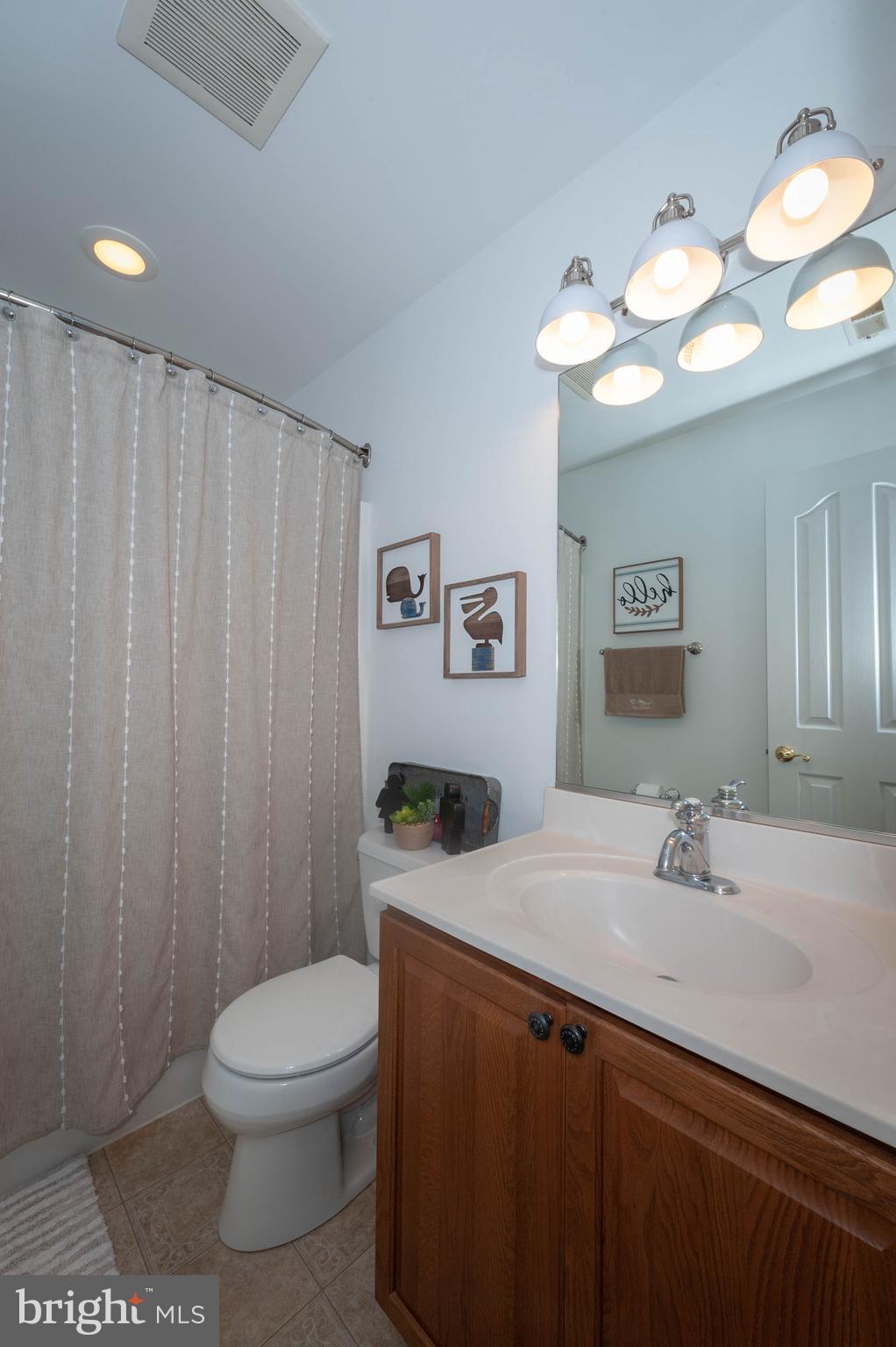 MAYFAIR GLEN - Residential