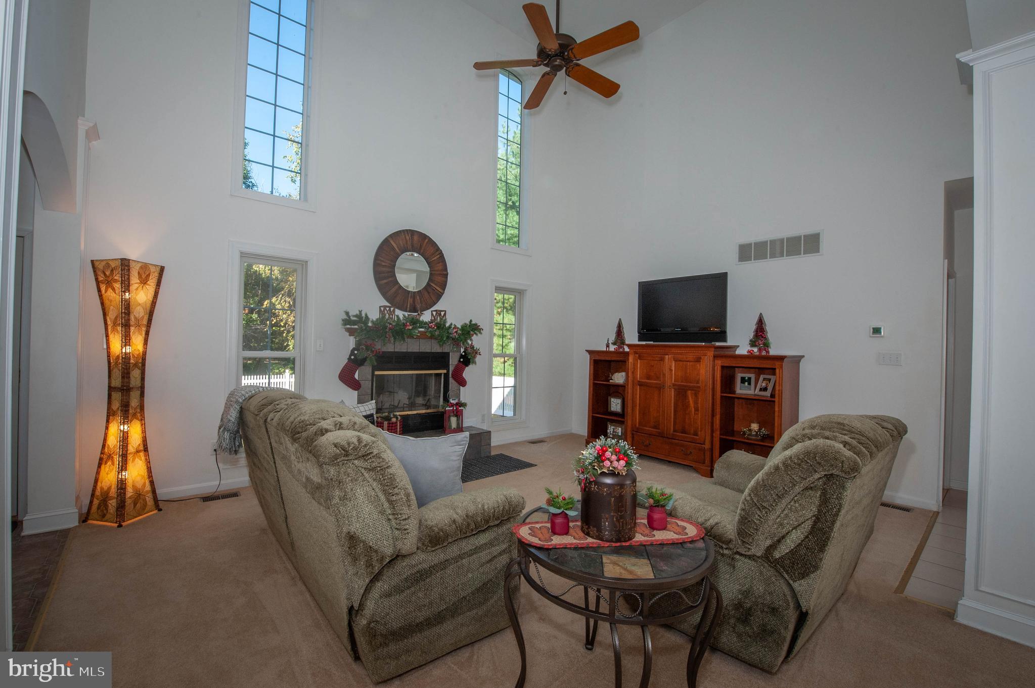 MAYFAIR GLEN - Residential