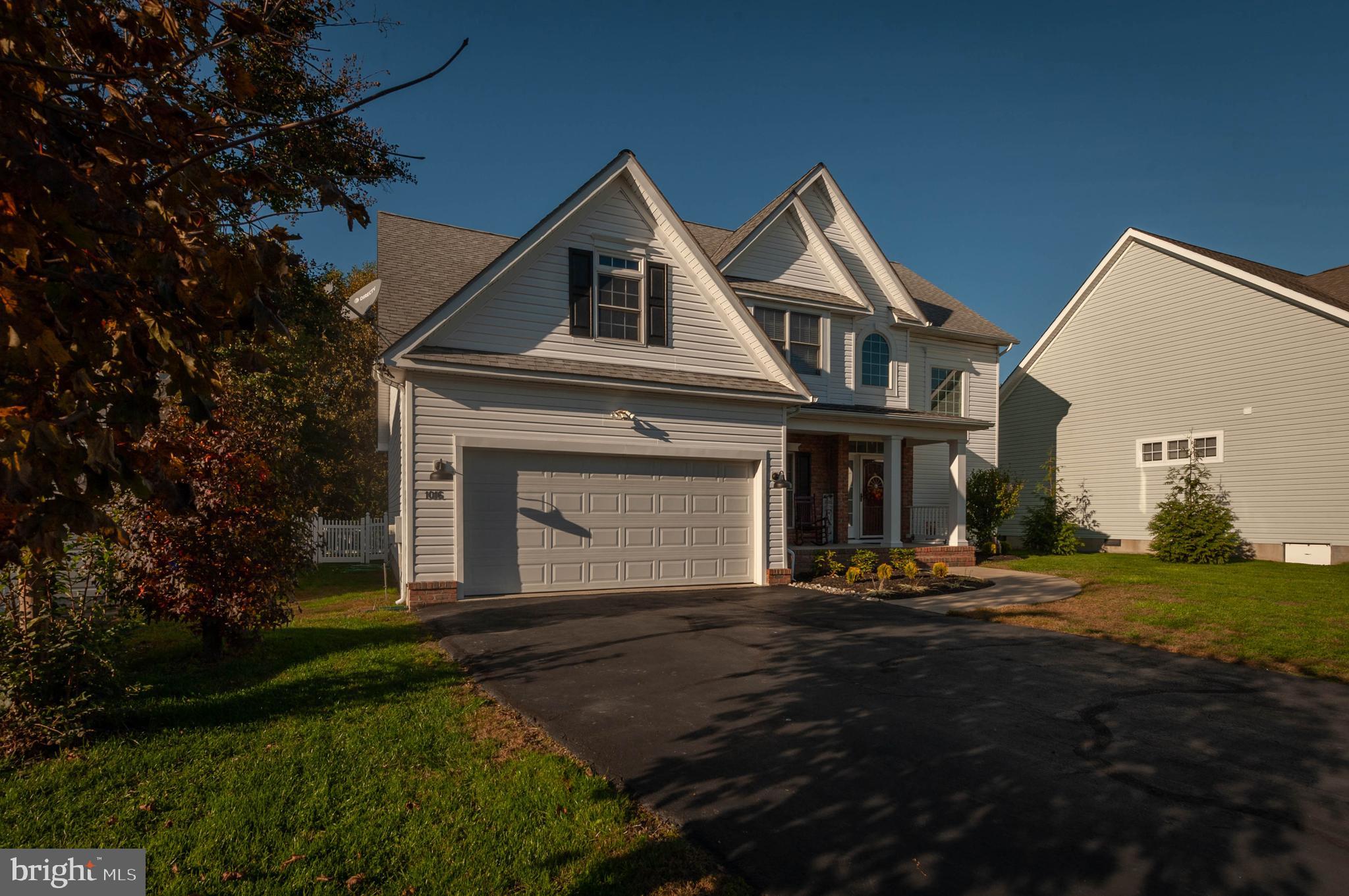 MAYFAIR GLEN - Residential