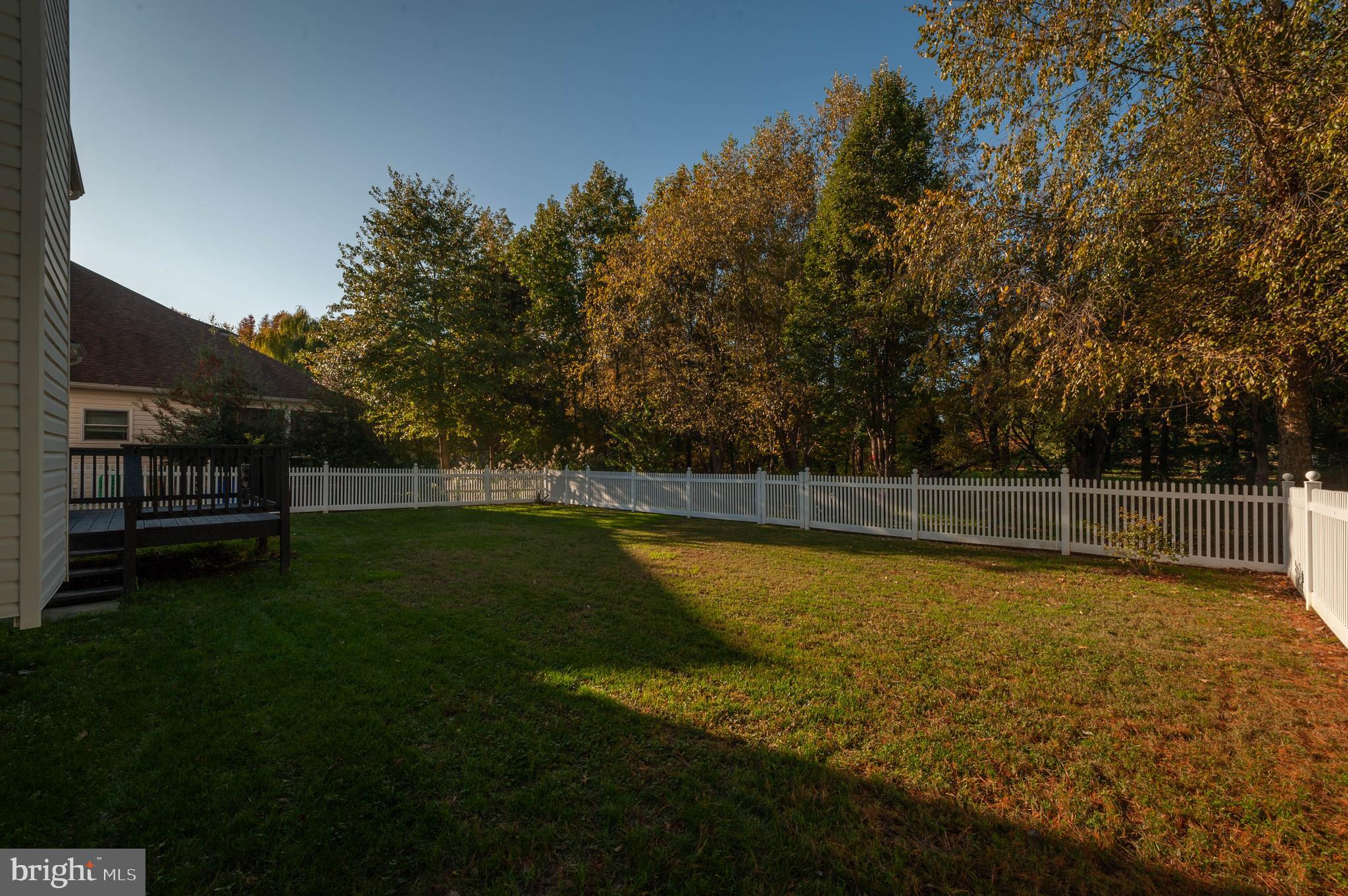 MAYFAIR GLEN - Residential