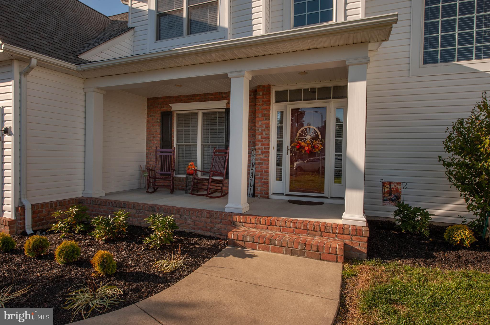 MAYFAIR GLEN - Residential