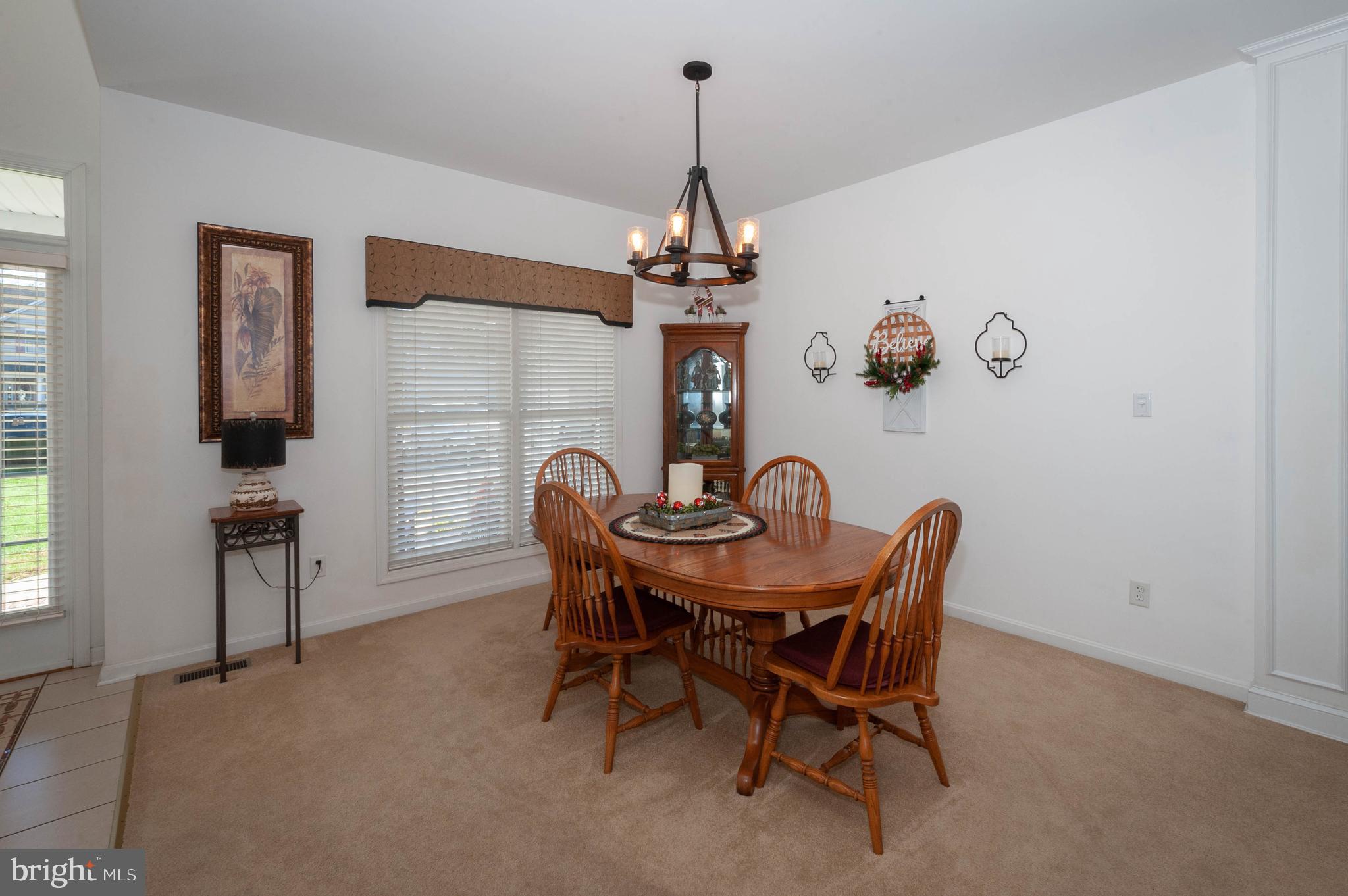 MAYFAIR GLEN - Residential