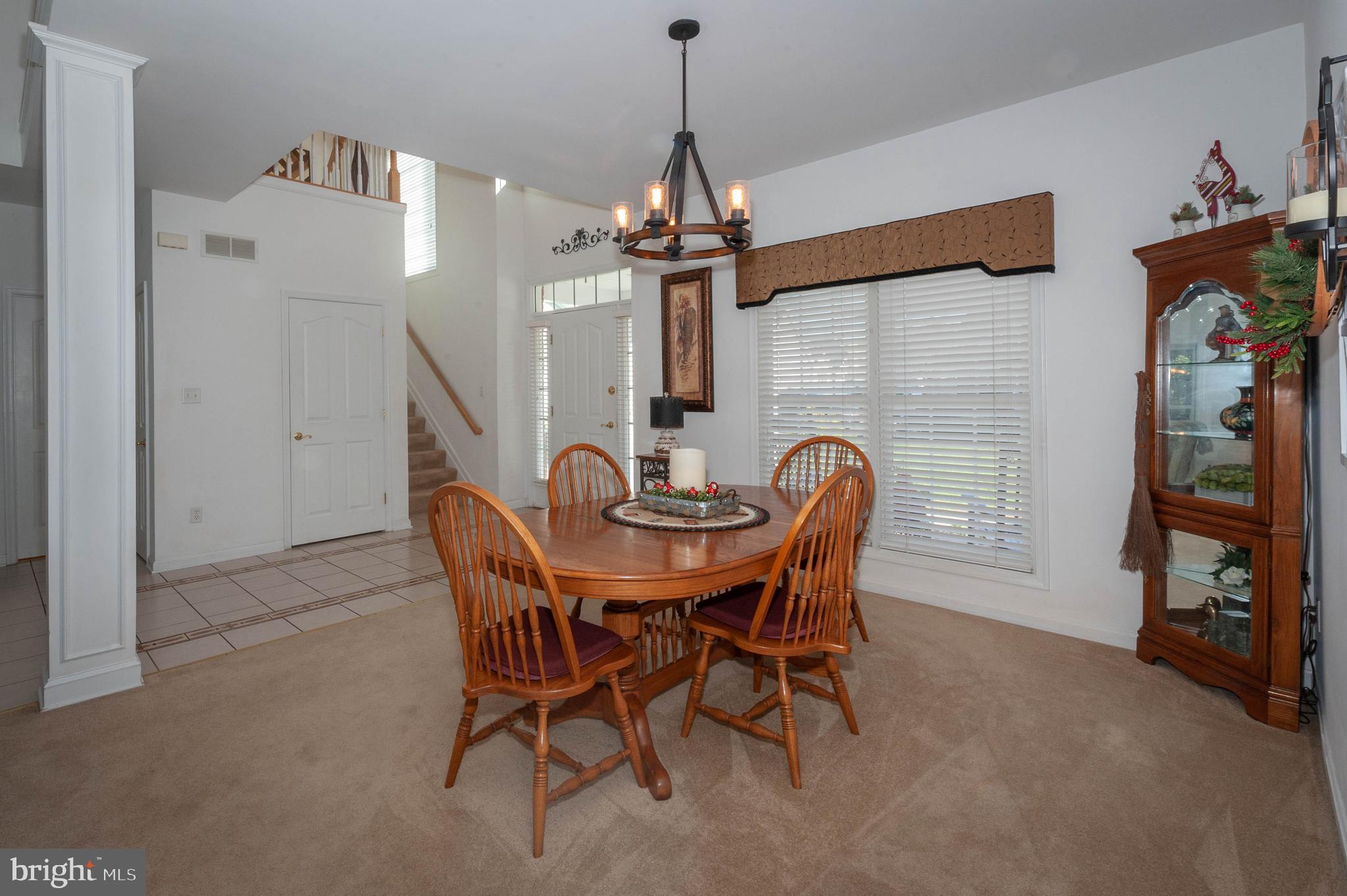 MAYFAIR GLEN - Residential