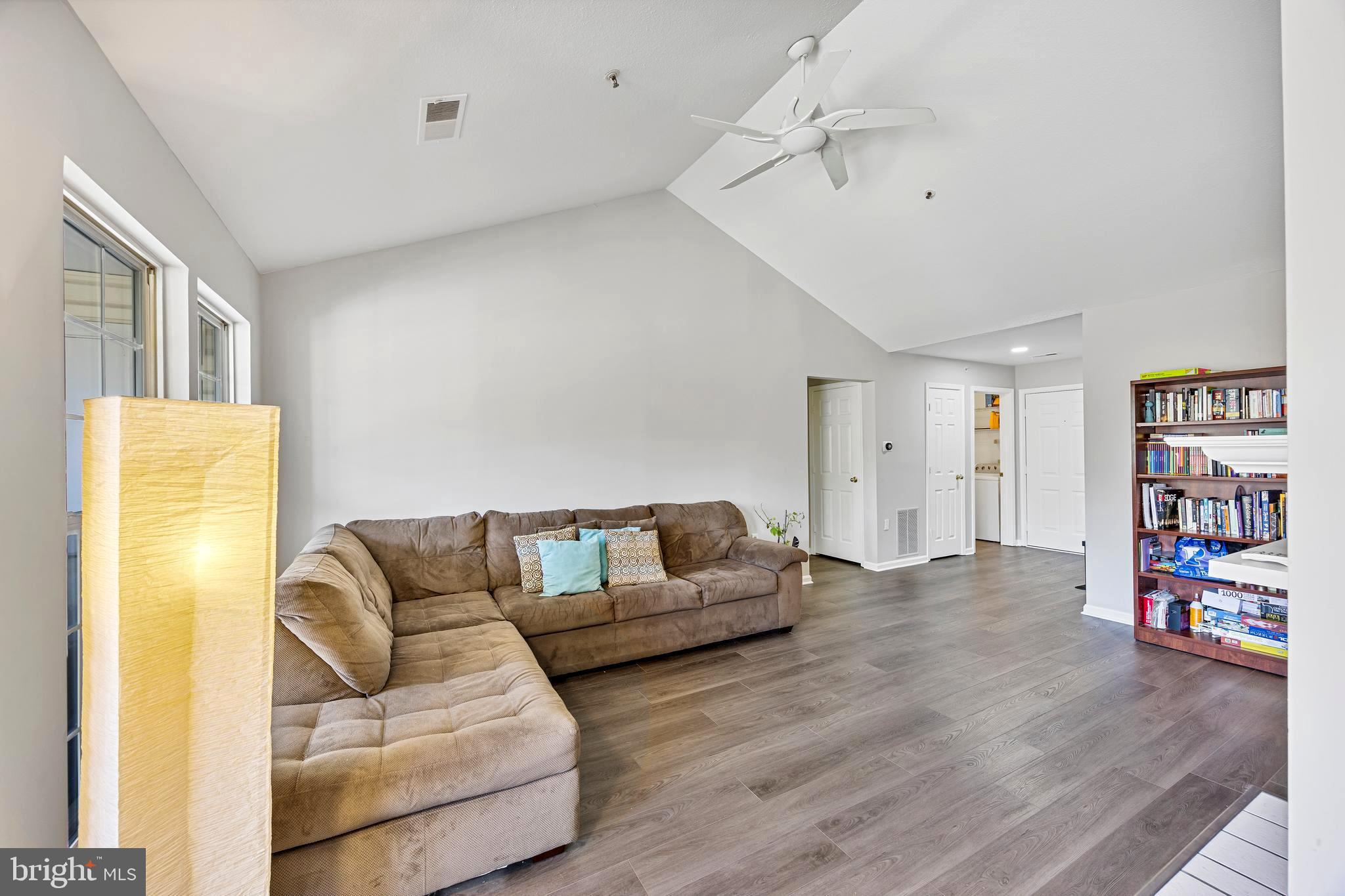 SILVERBROOK WOOD - Residential