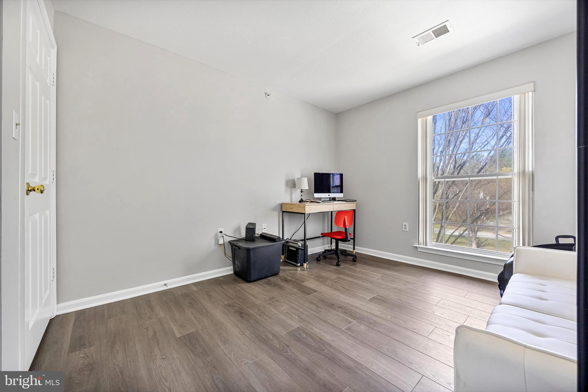 SILVERBROOK WOOD - Residential