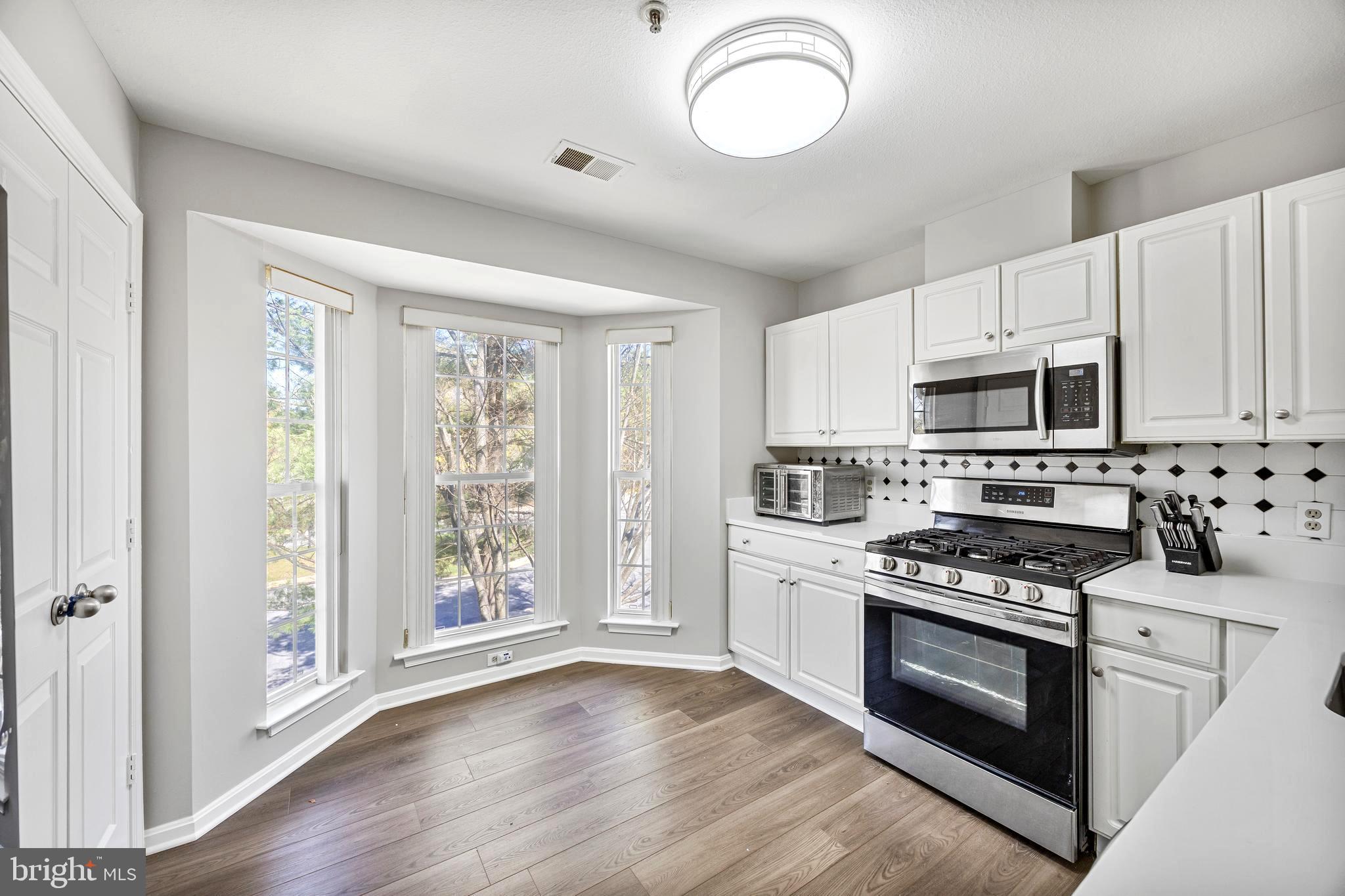 SILVERBROOK WOOD - Residential