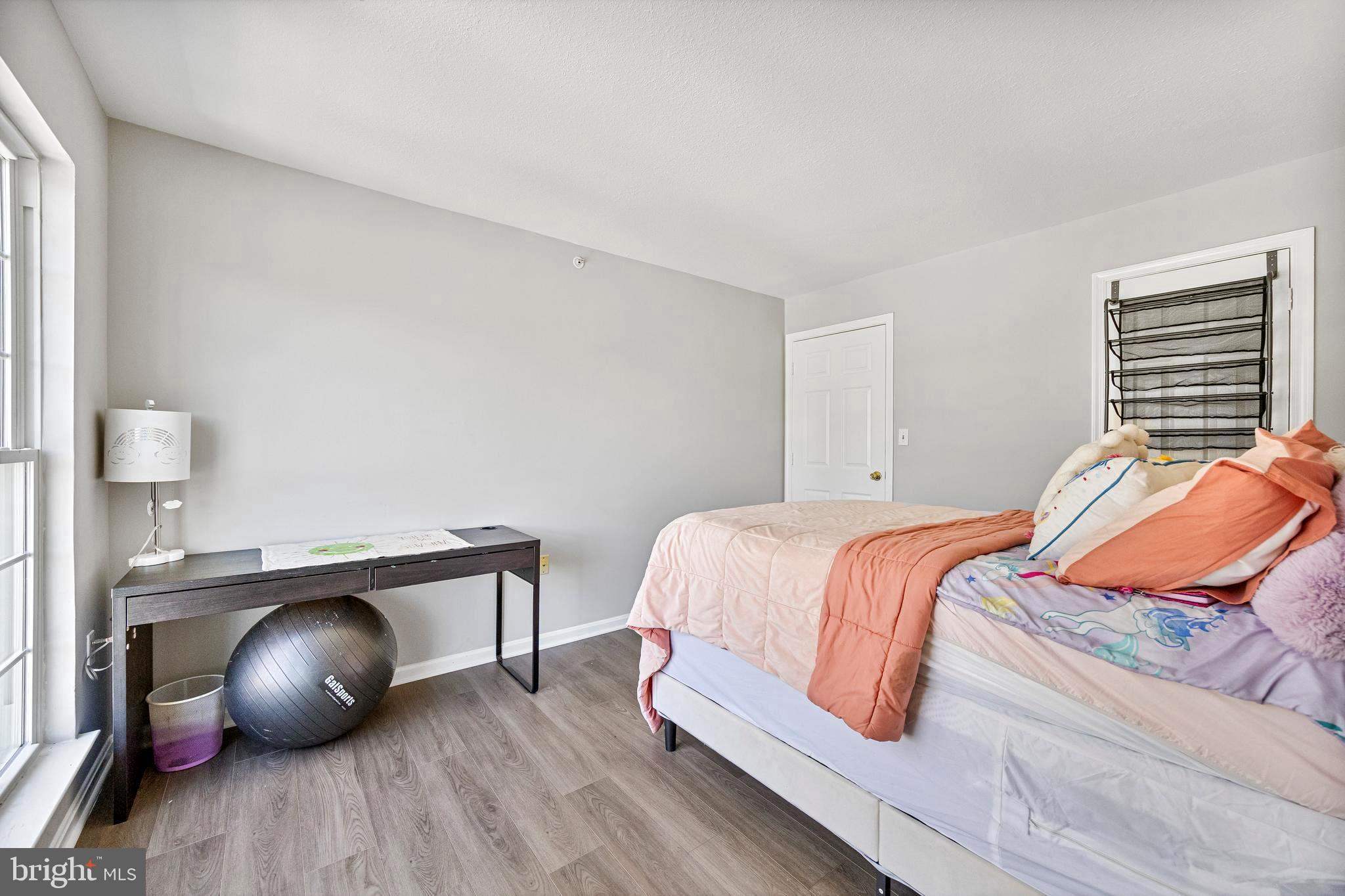 SILVERBROOK WOOD - Residential