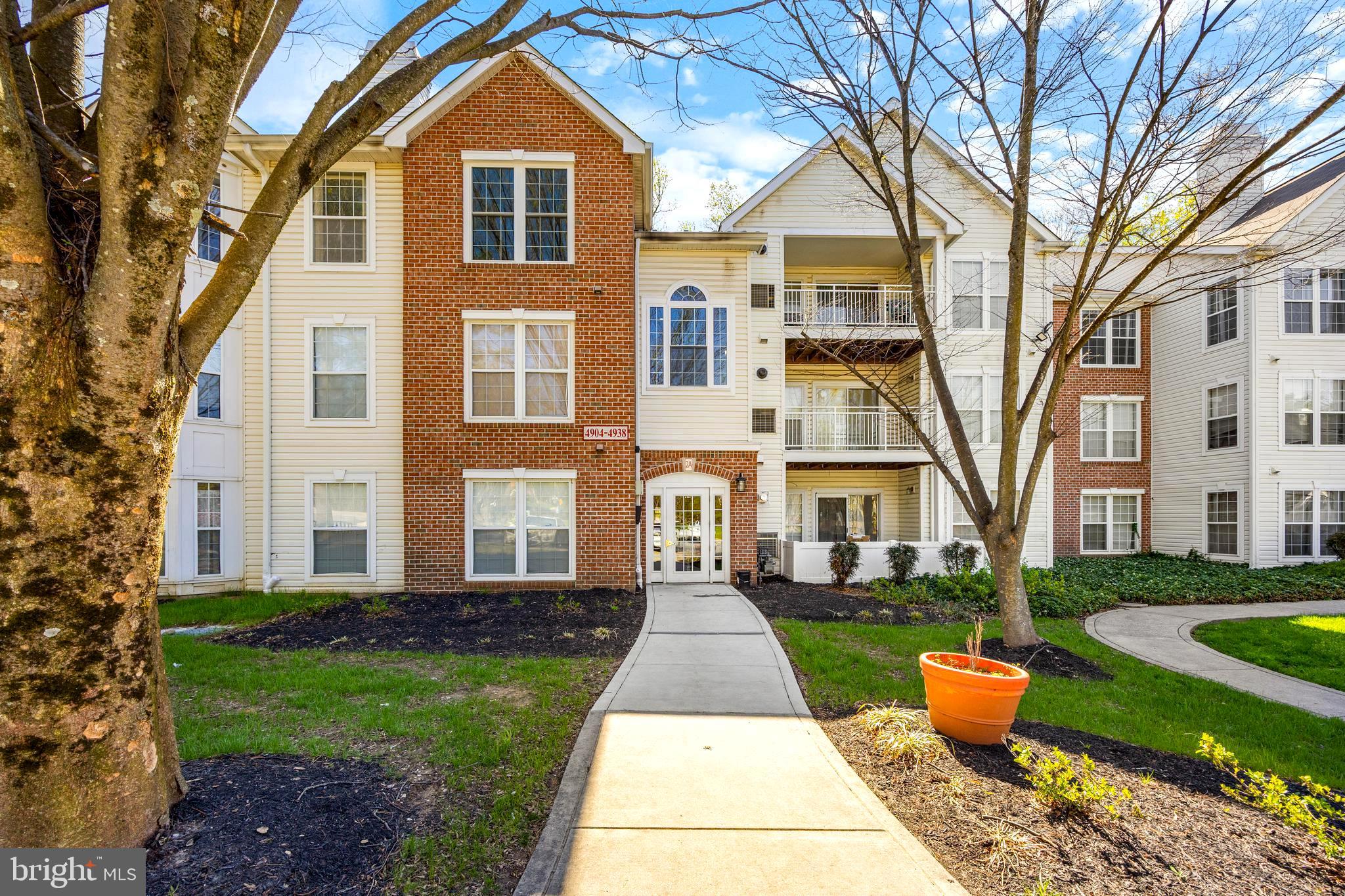 SILVERBROOK WOOD - Residential