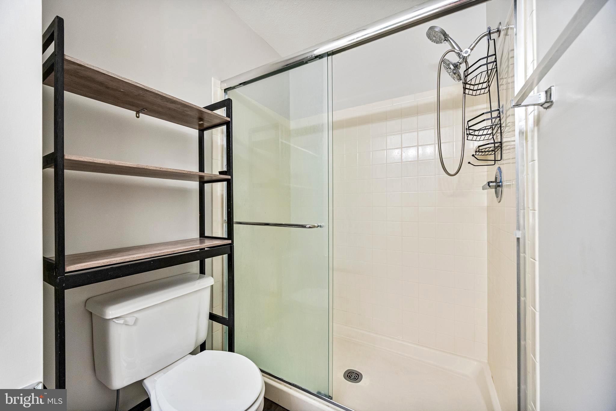 SILVERBROOK WOOD - Residential