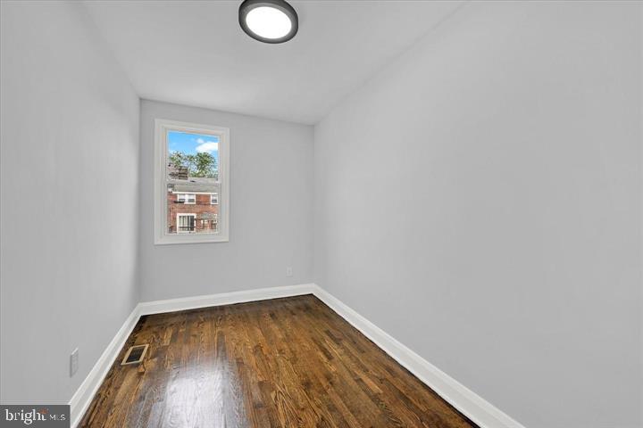 AIGBURTH - Residential