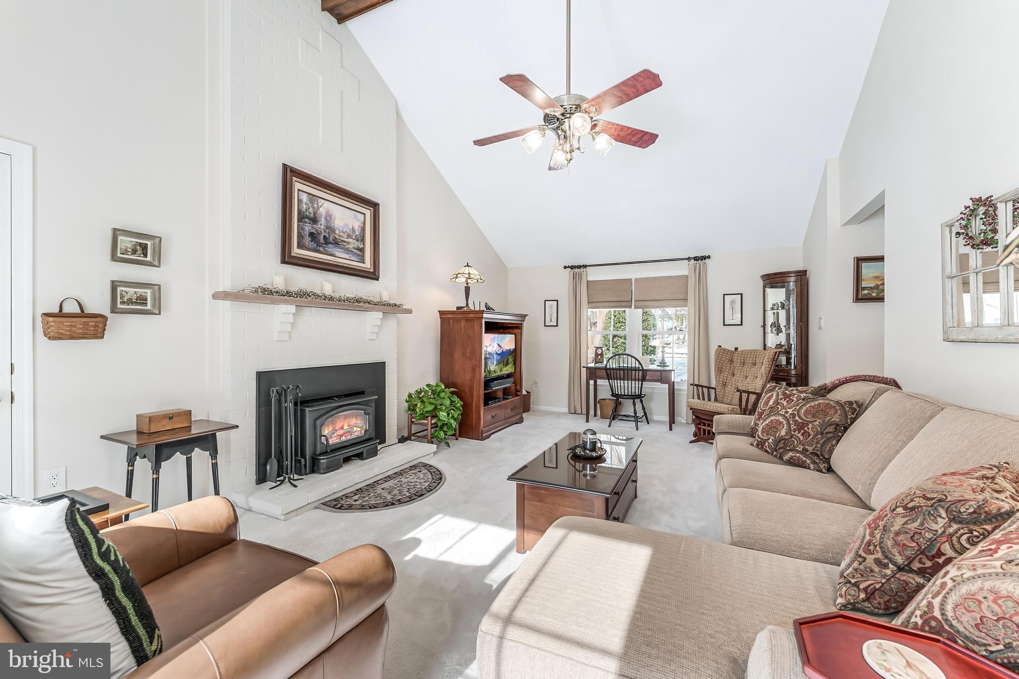 KELLY FARMS - Residential