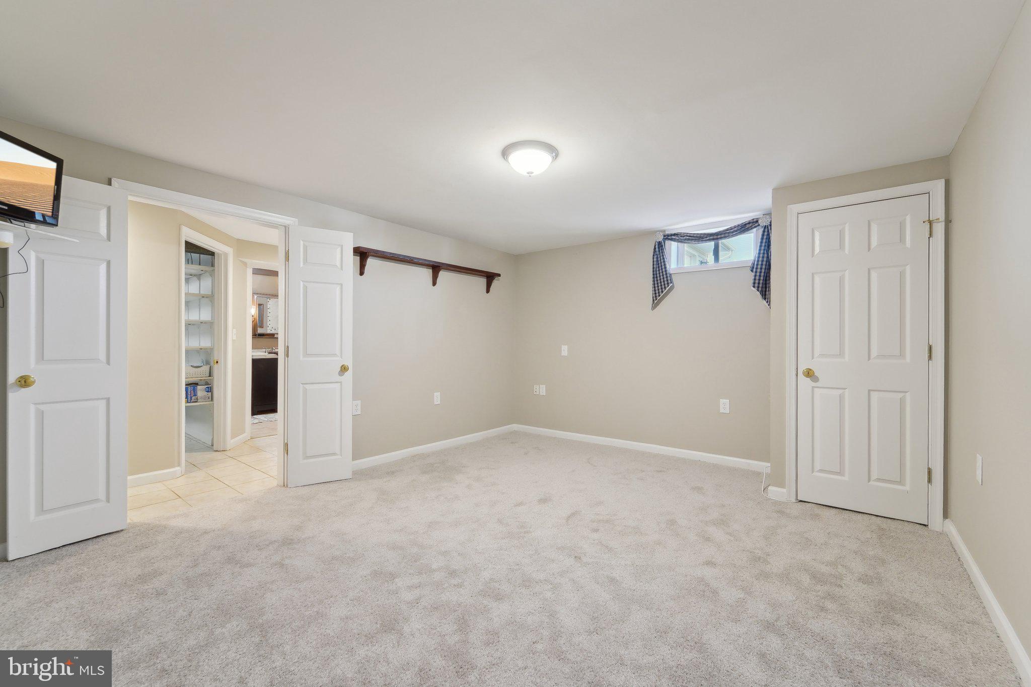 BROOKLYN - Residential