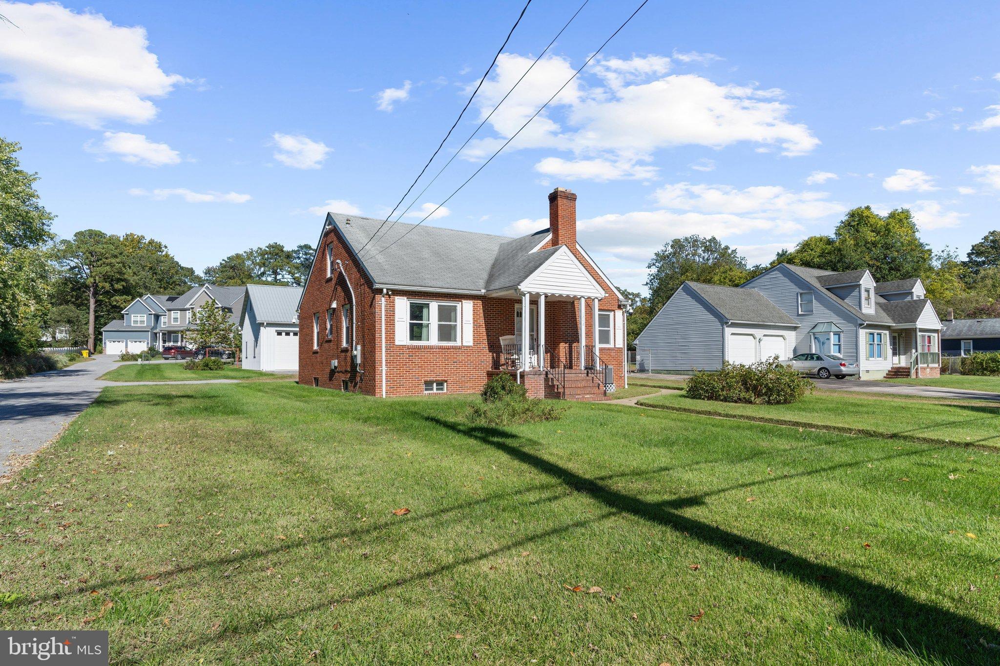 1242 DELMONT ROAD