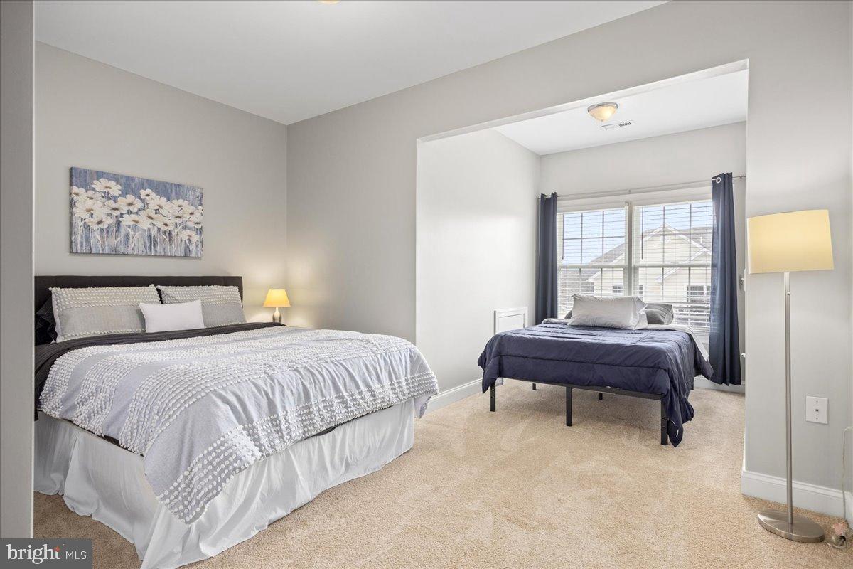 THE GLEN AT CROSS KEYS - Residential