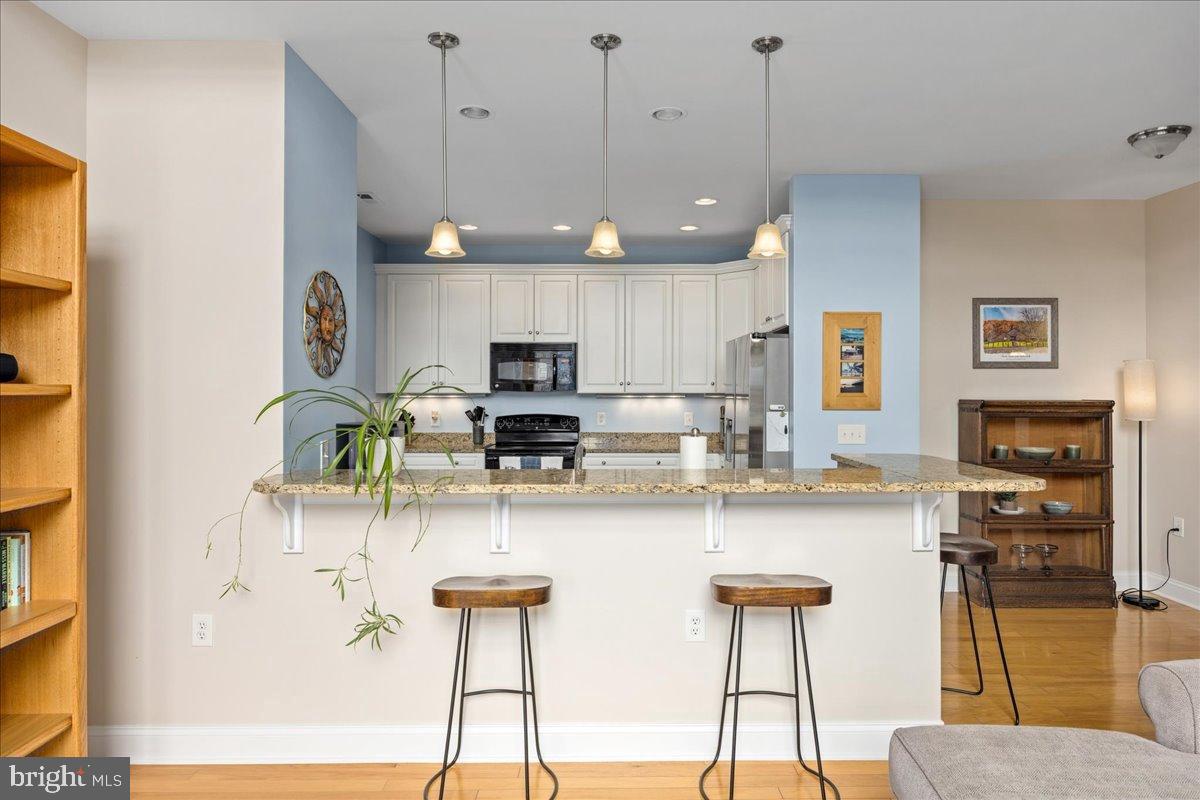 THE GLEN AT CROSS KEYS - Residential