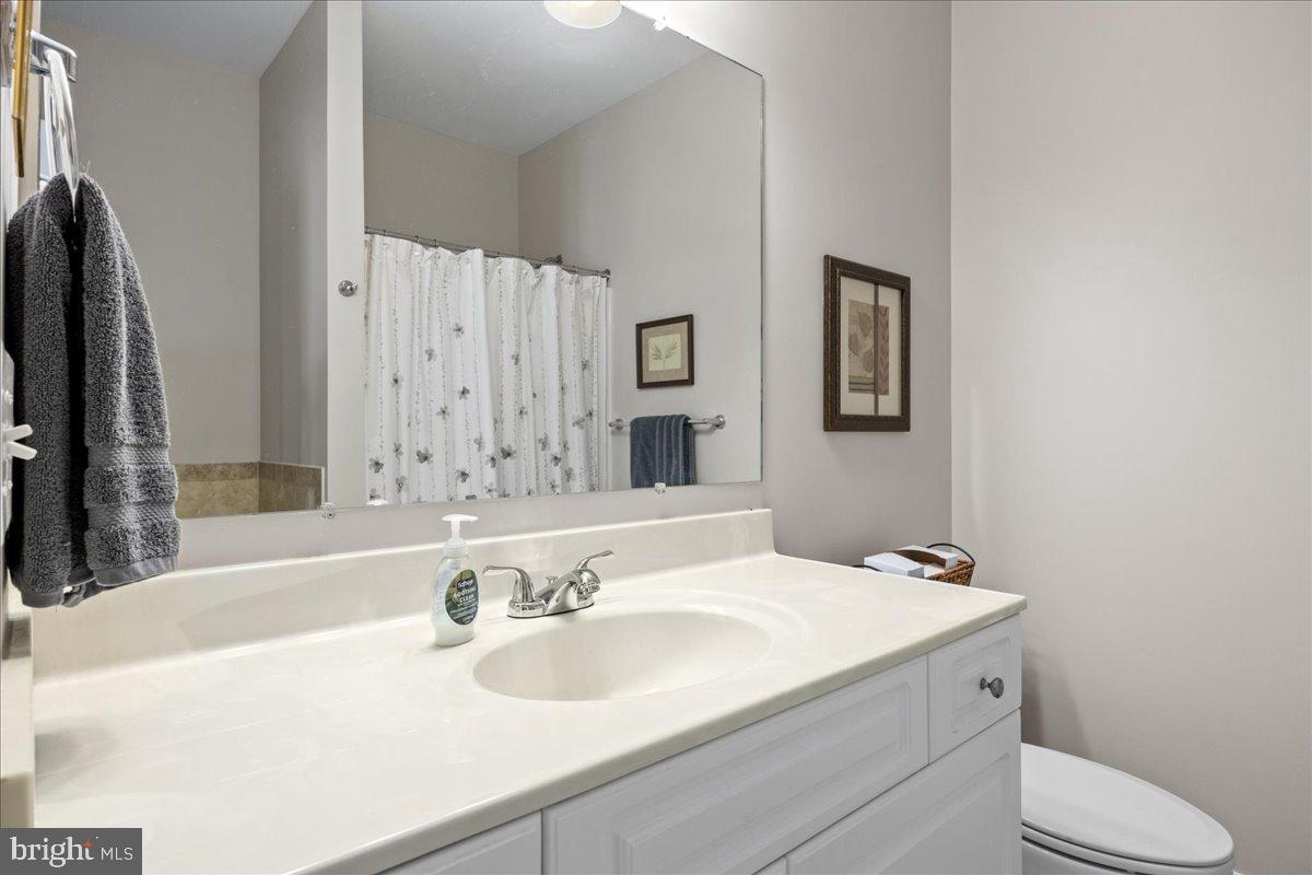 THE GLEN AT CROSS KEYS - Residential