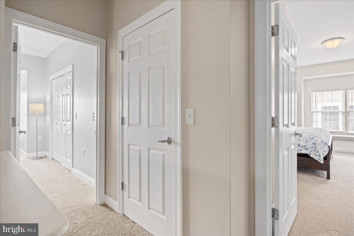 THE GLEN AT CROSS KEYS - Residential