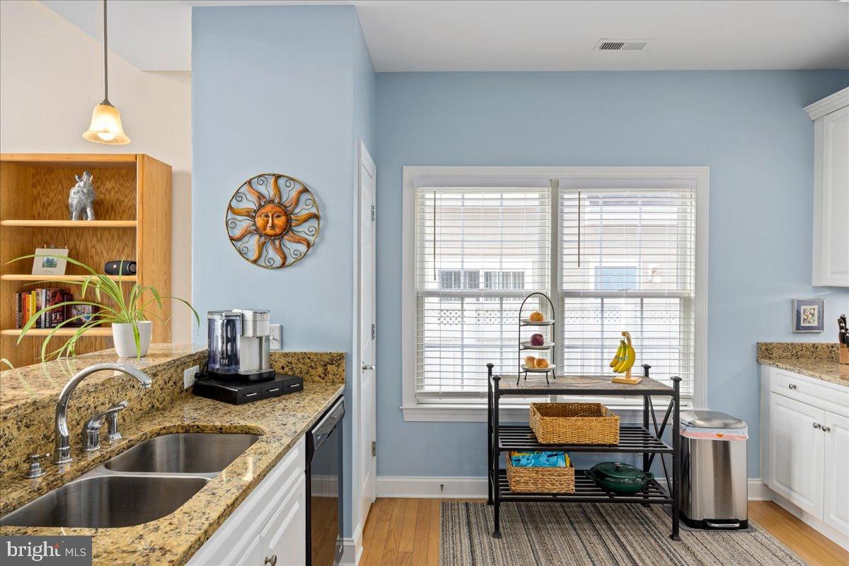 THE GLEN AT CROSS KEYS - Residential