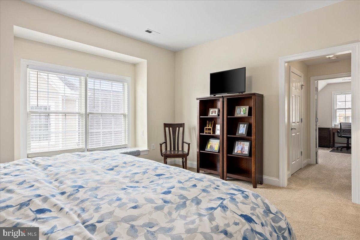 THE GLEN AT CROSS KEYS - Residential