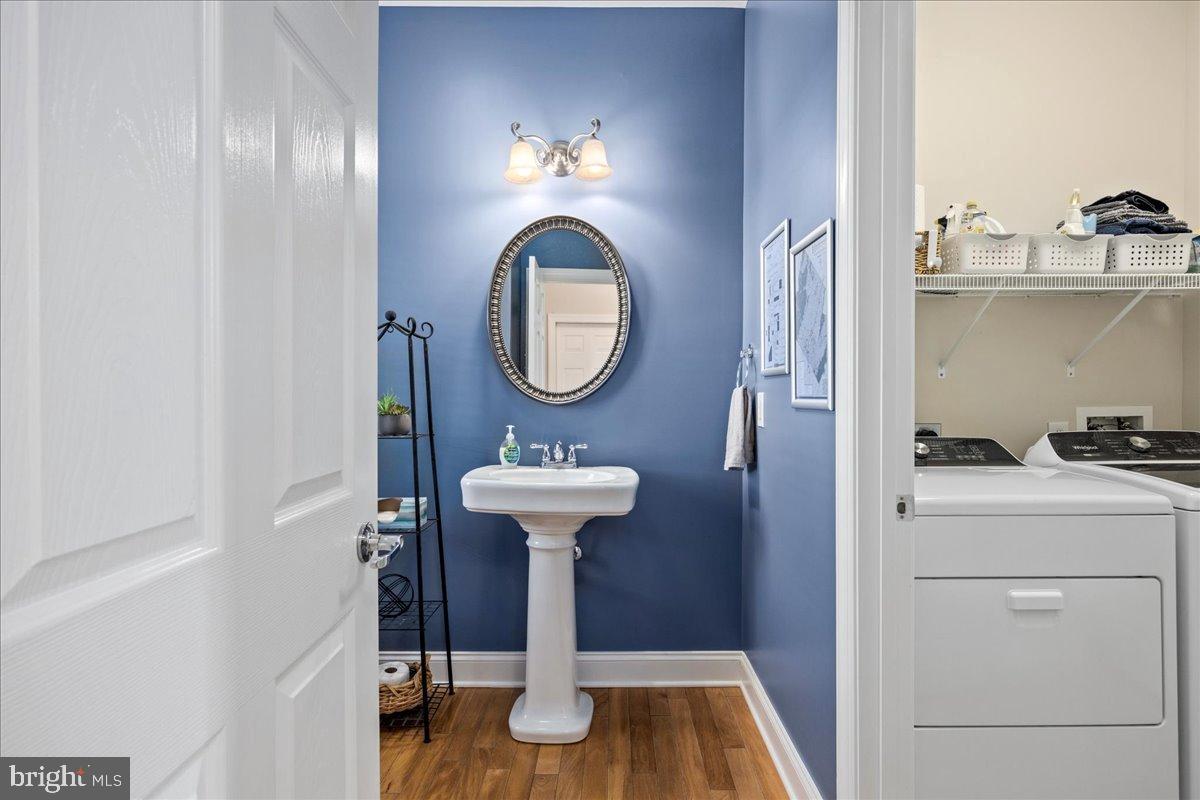 THE GLEN AT CROSS KEYS - Residential