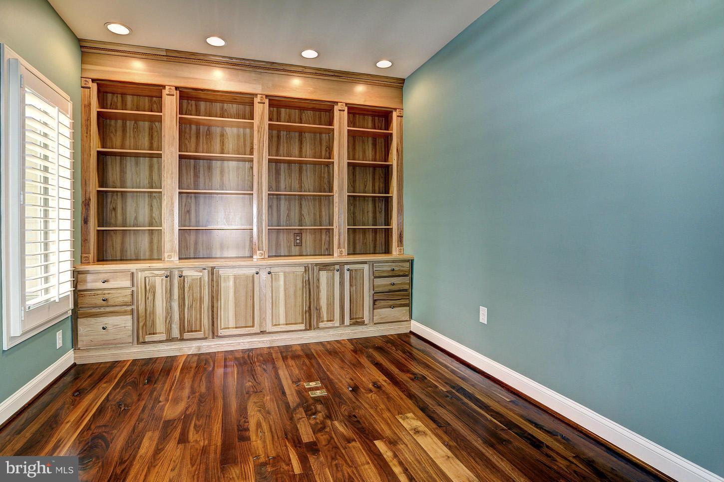 STALLINGS - Residential