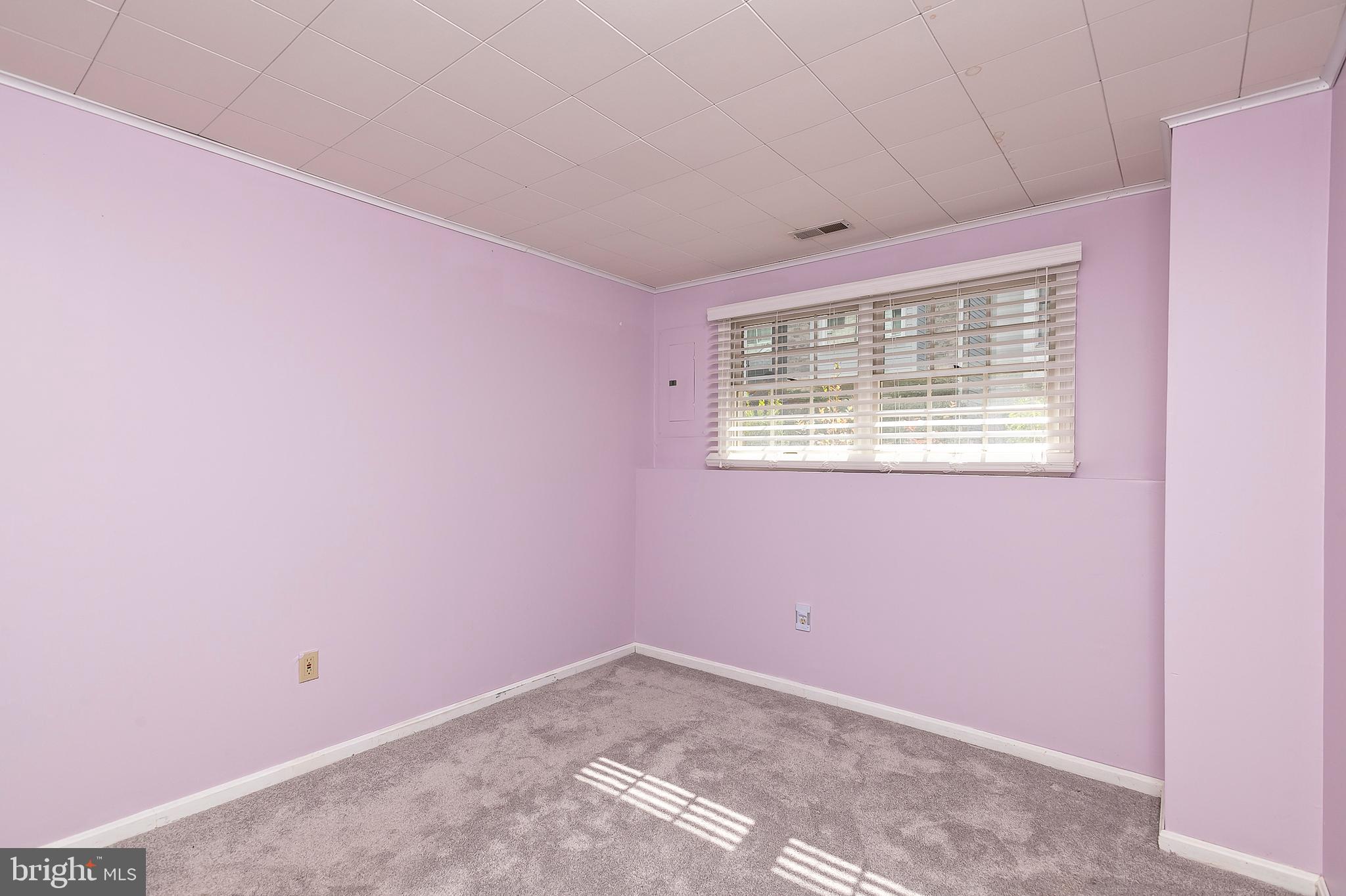 ELLICOTT MEADOWS - Residential