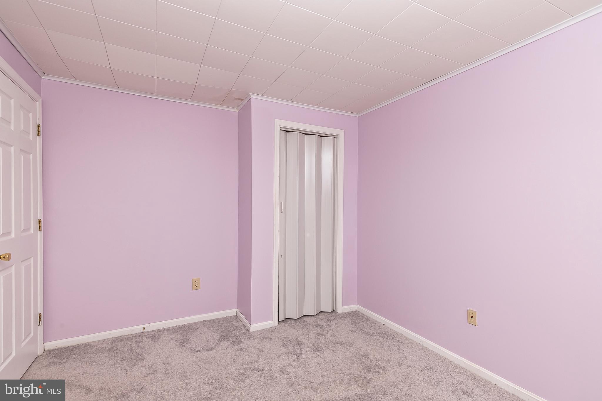 ELLICOTT MEADOWS - Residential