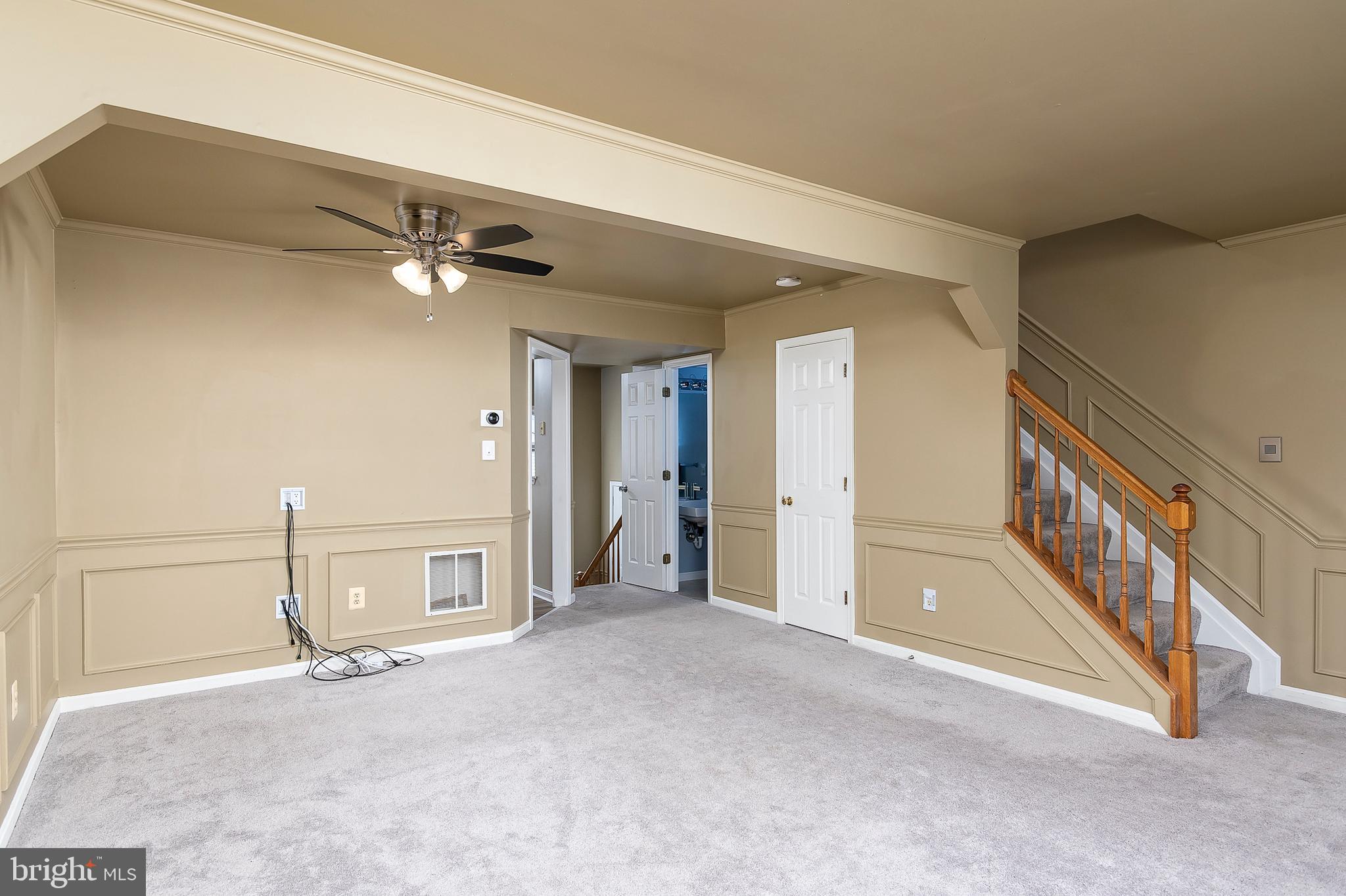 ELLICOTT MEADOWS - Residential