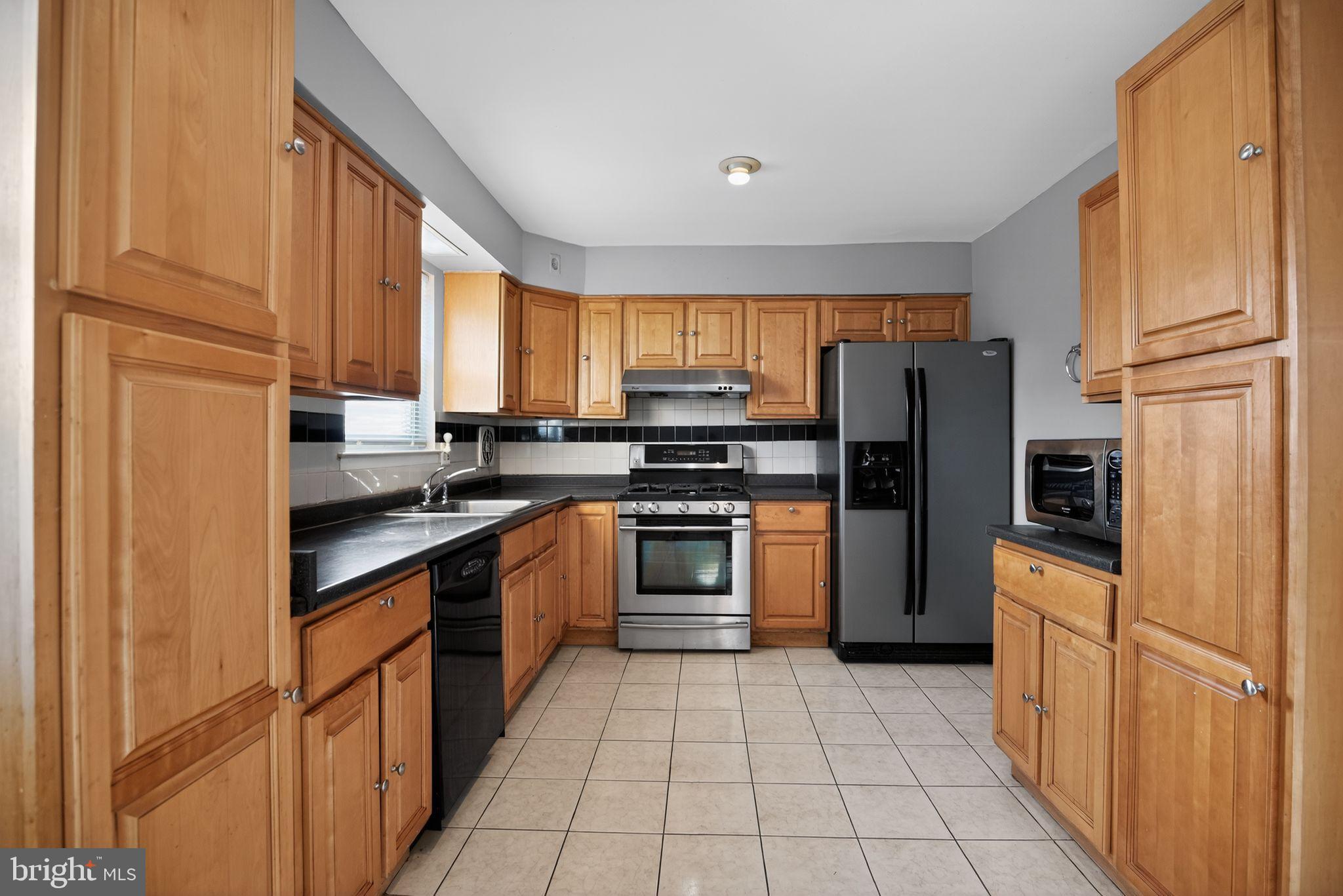 SOMERTON - Residential