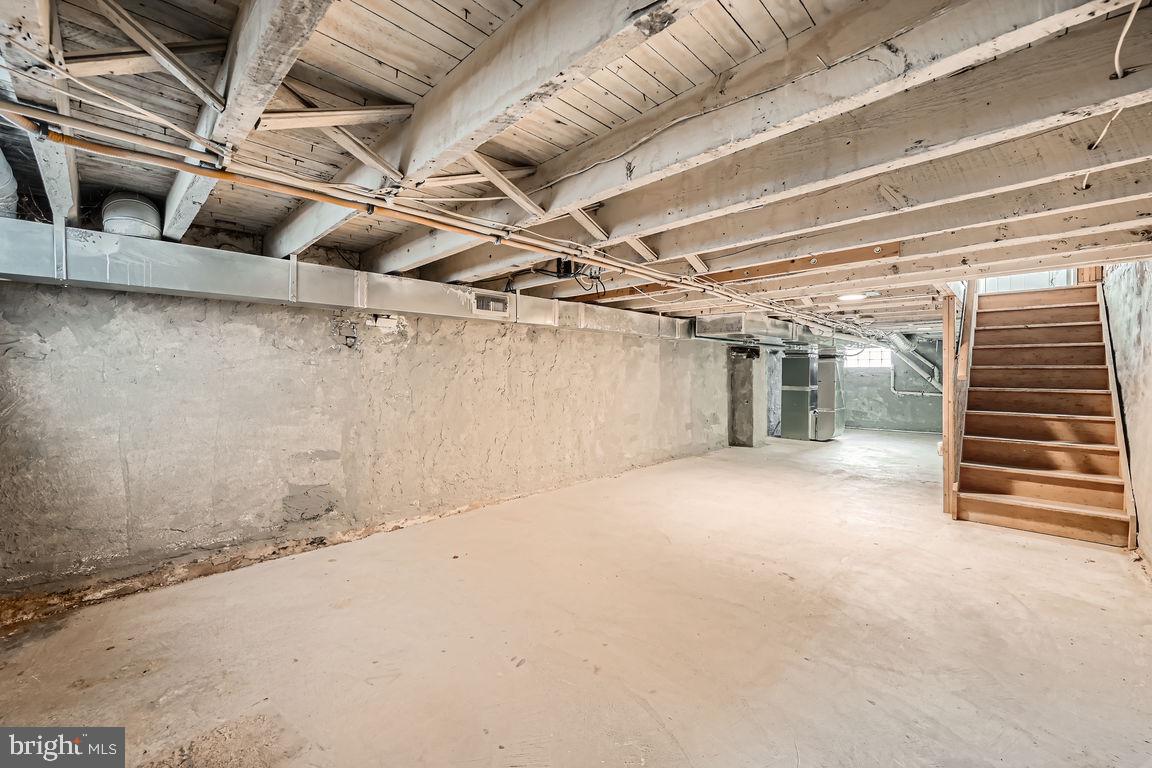 PATTERSON PARK - Residential Lease