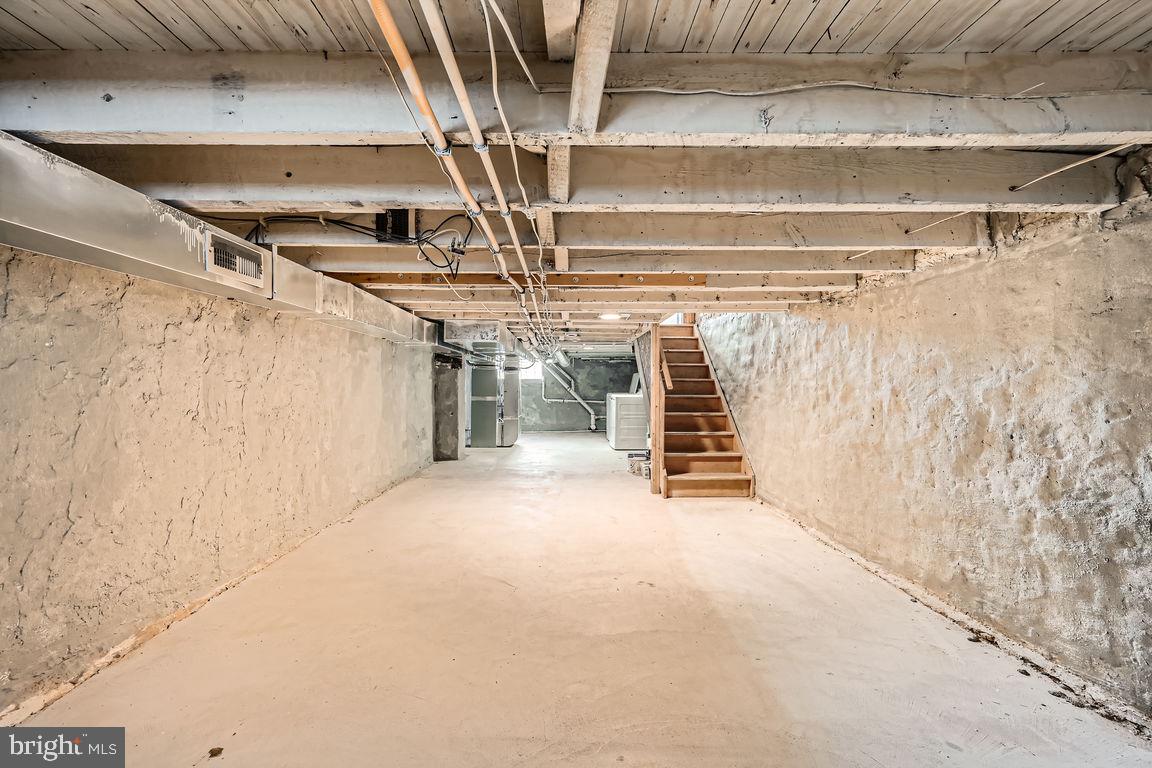 PATTERSON PARK - Residential Lease