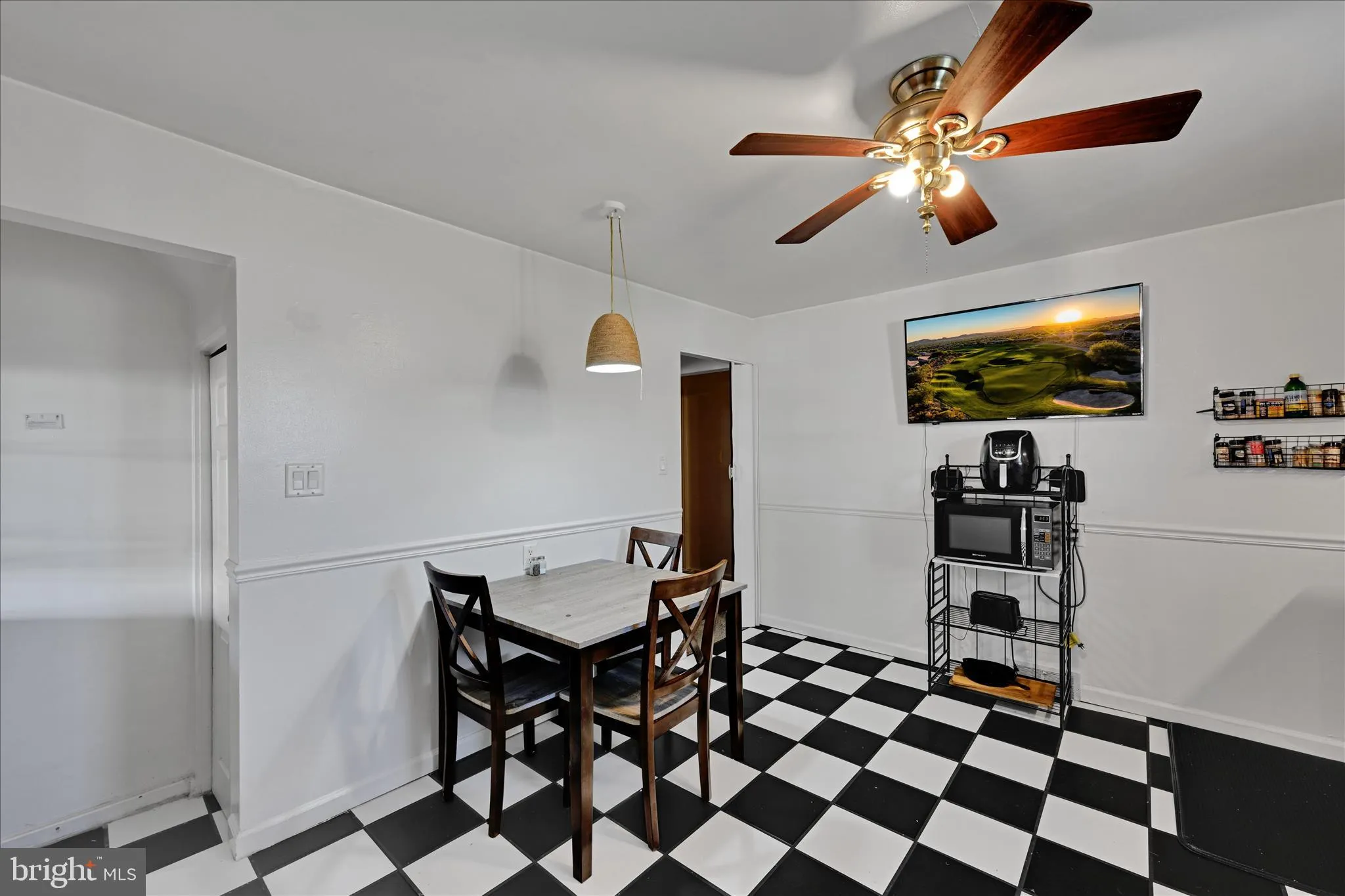 Harrisburg, Pennsylvania 17109, United States, 3 Bedrooms Bedrooms, ,1 BathroomBathrooms,Residential,Coming Soon,237794