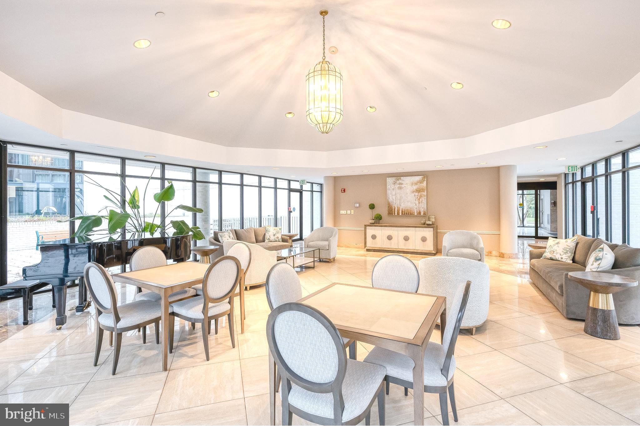 PAVILION IN THE PARK - Residential