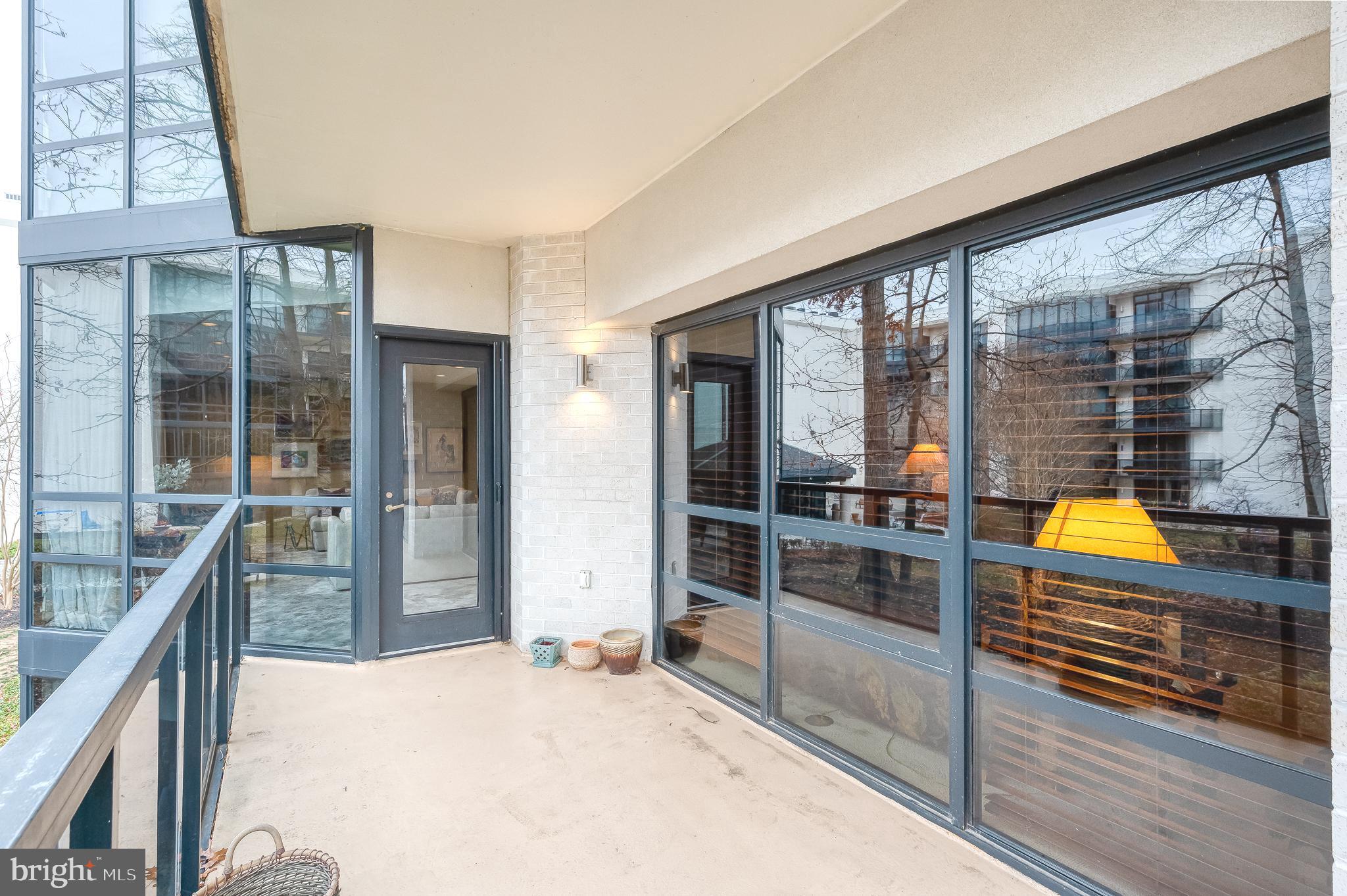 PAVILION IN THE PARK - Residential