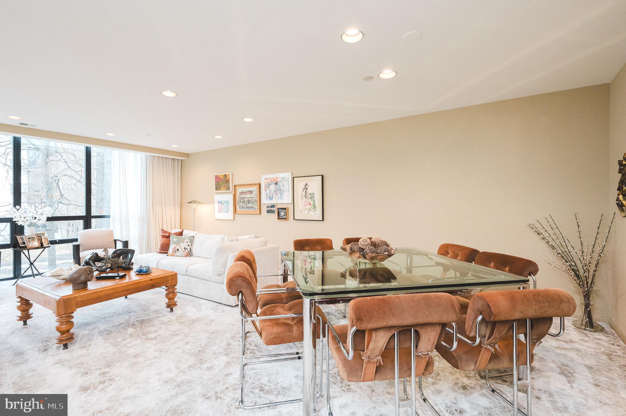 PAVILION IN THE PARK - Residential