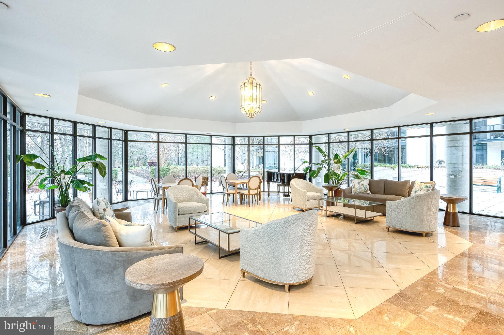 PAVILION IN THE PARK - Residential