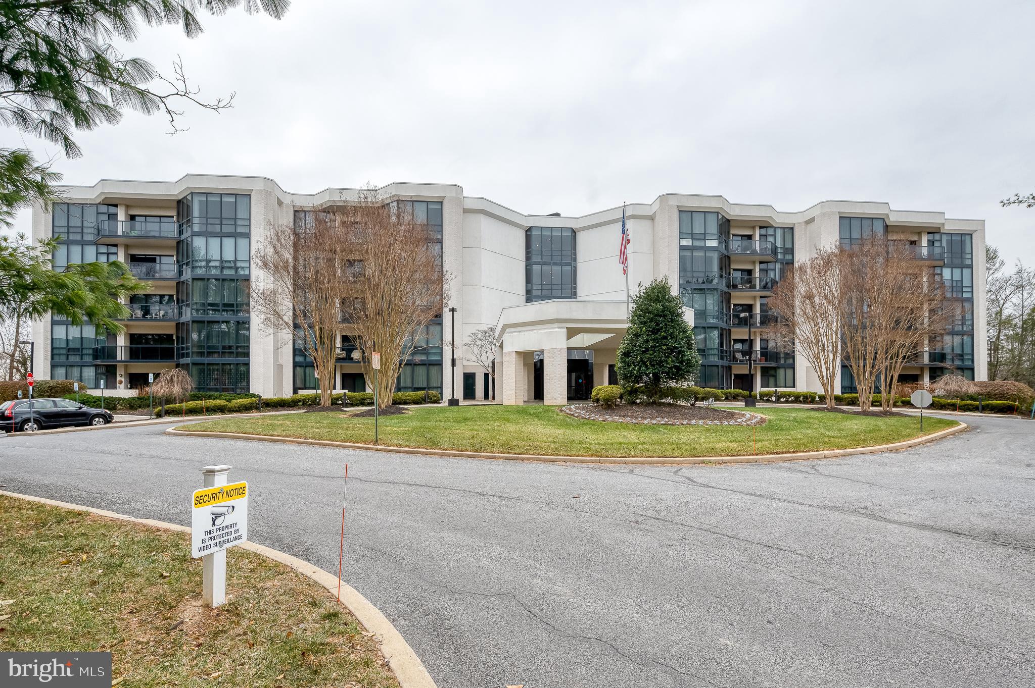 PAVILION IN THE PARK - Residential