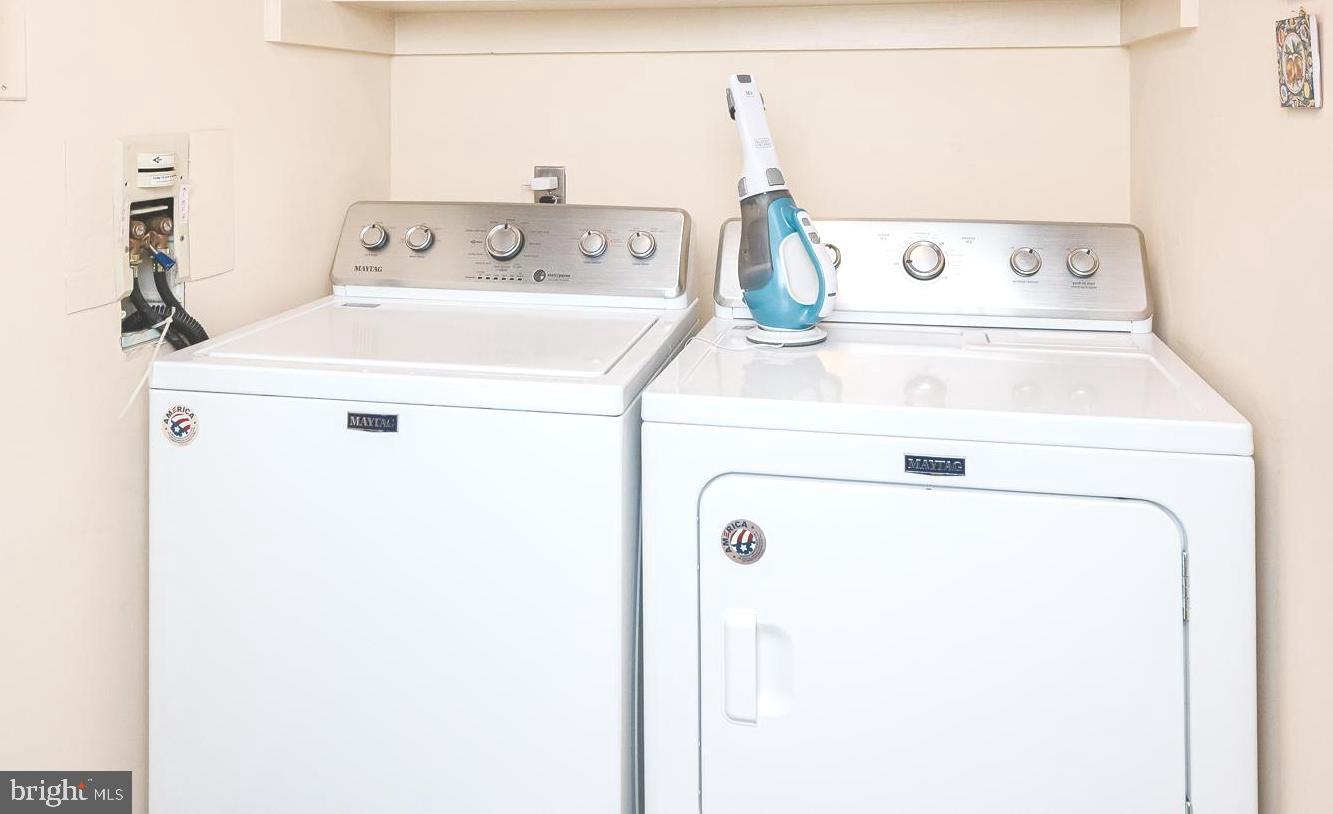 PAVILION IN THE PARK - Residential