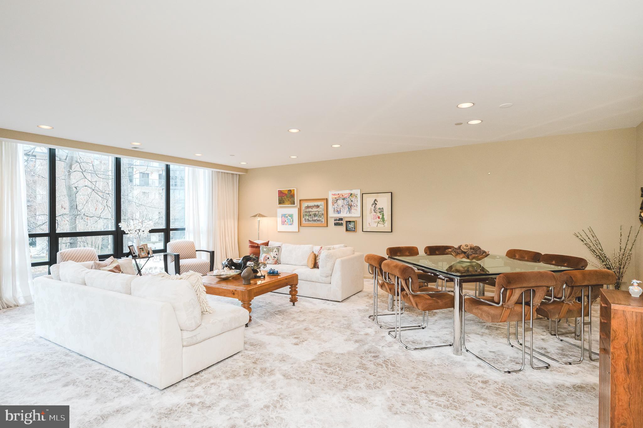 PAVILION IN THE PARK - Residential