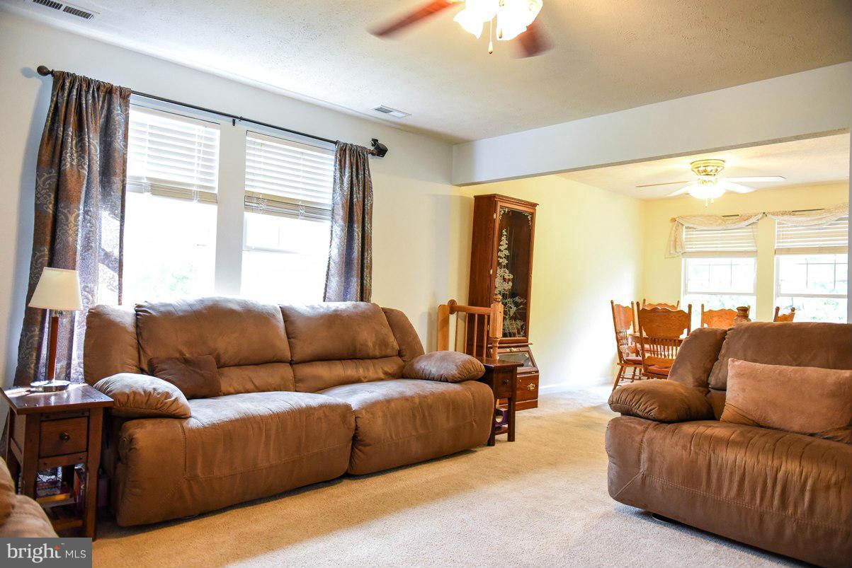 HICKORY HILLS - Residential