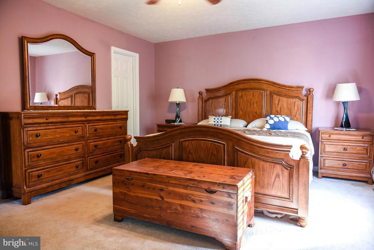 HICKORY HILLS - Residential