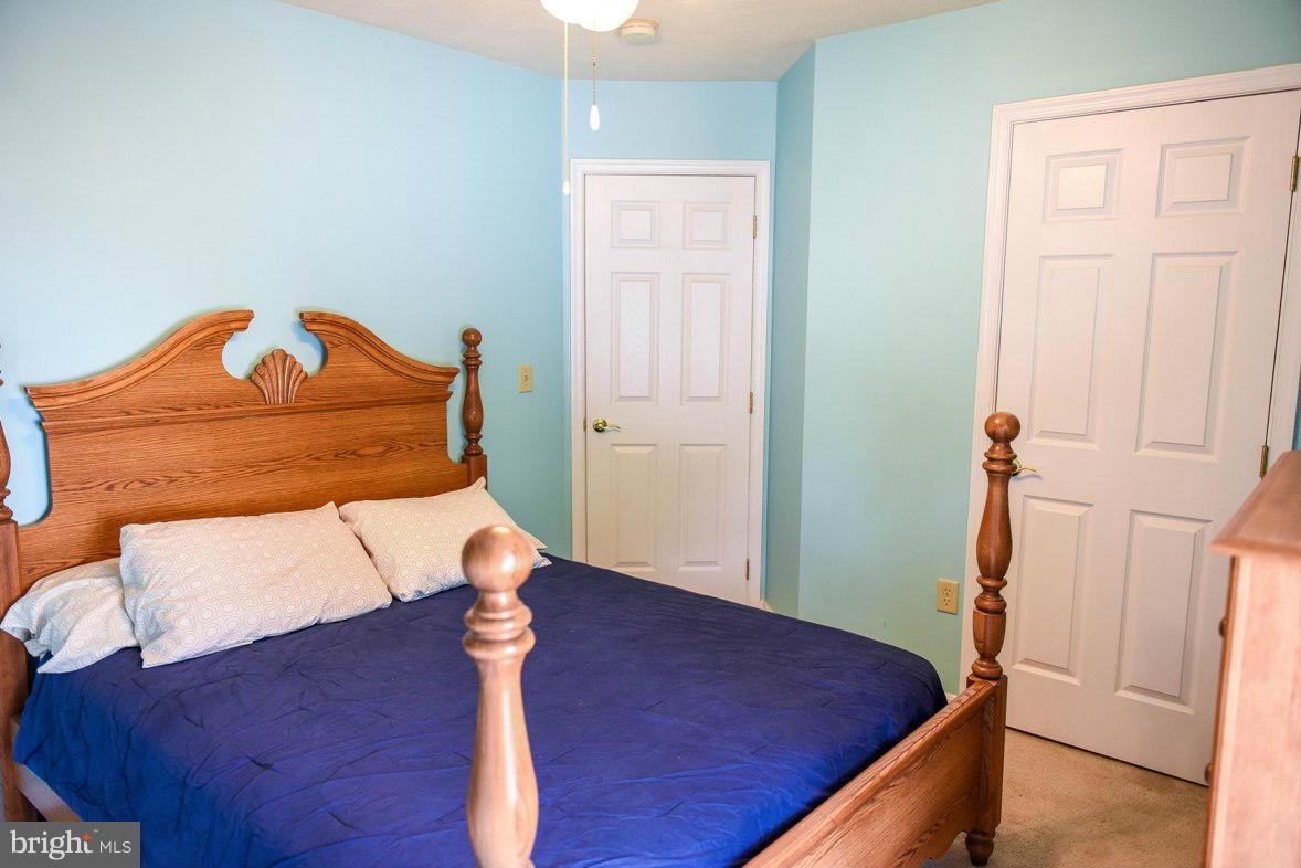 HICKORY HILLS - Residential