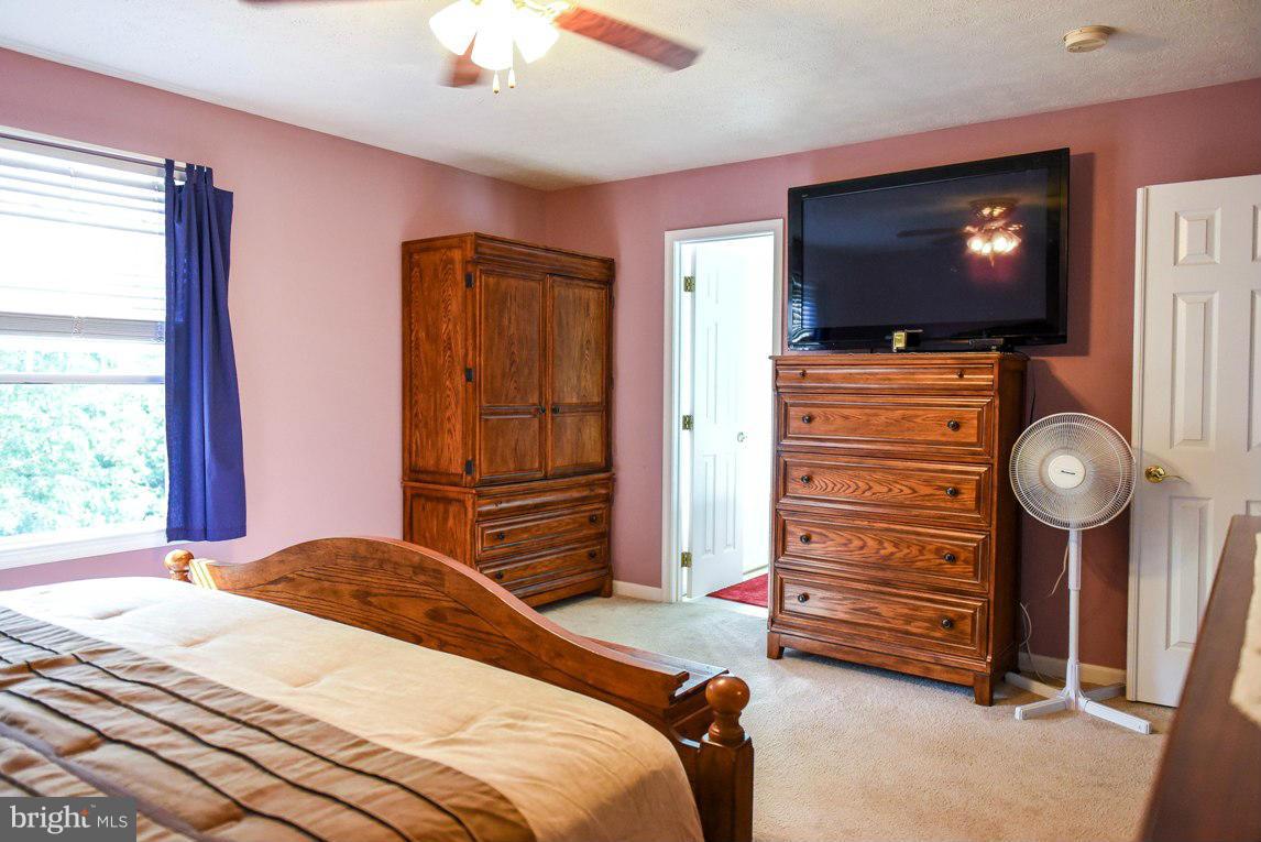 HICKORY HILLS - Residential