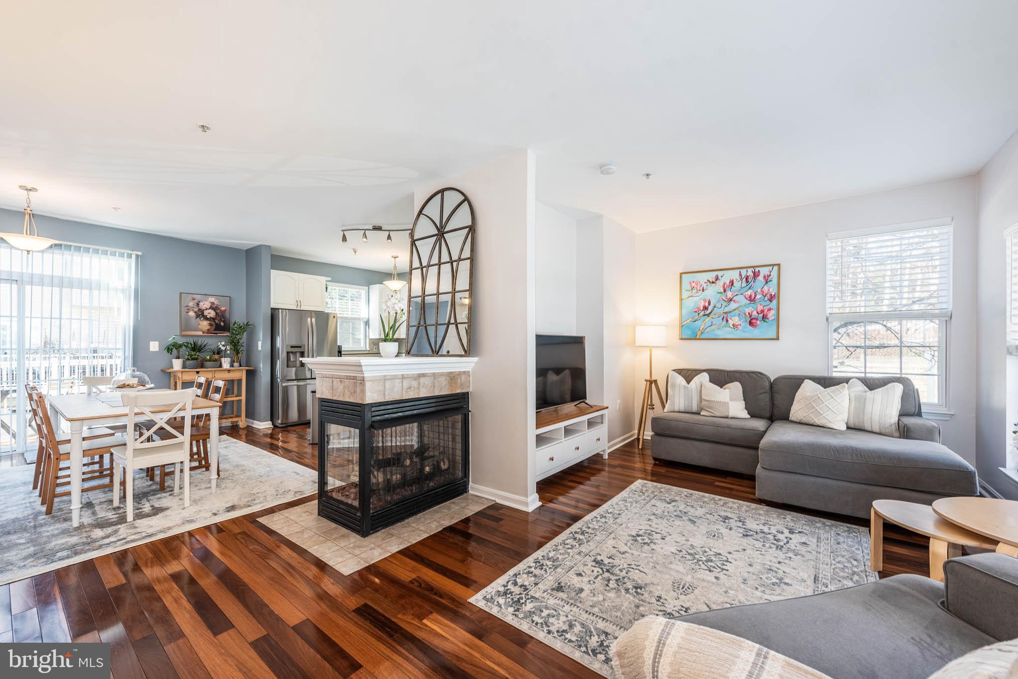 HIGH VIEW AT HUNT VALLEY - Residential